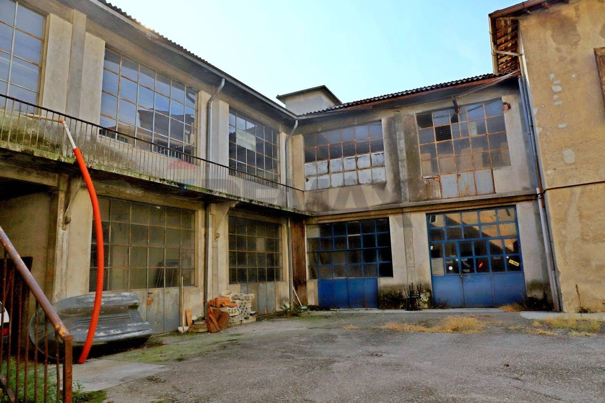 Edificio all'aperto