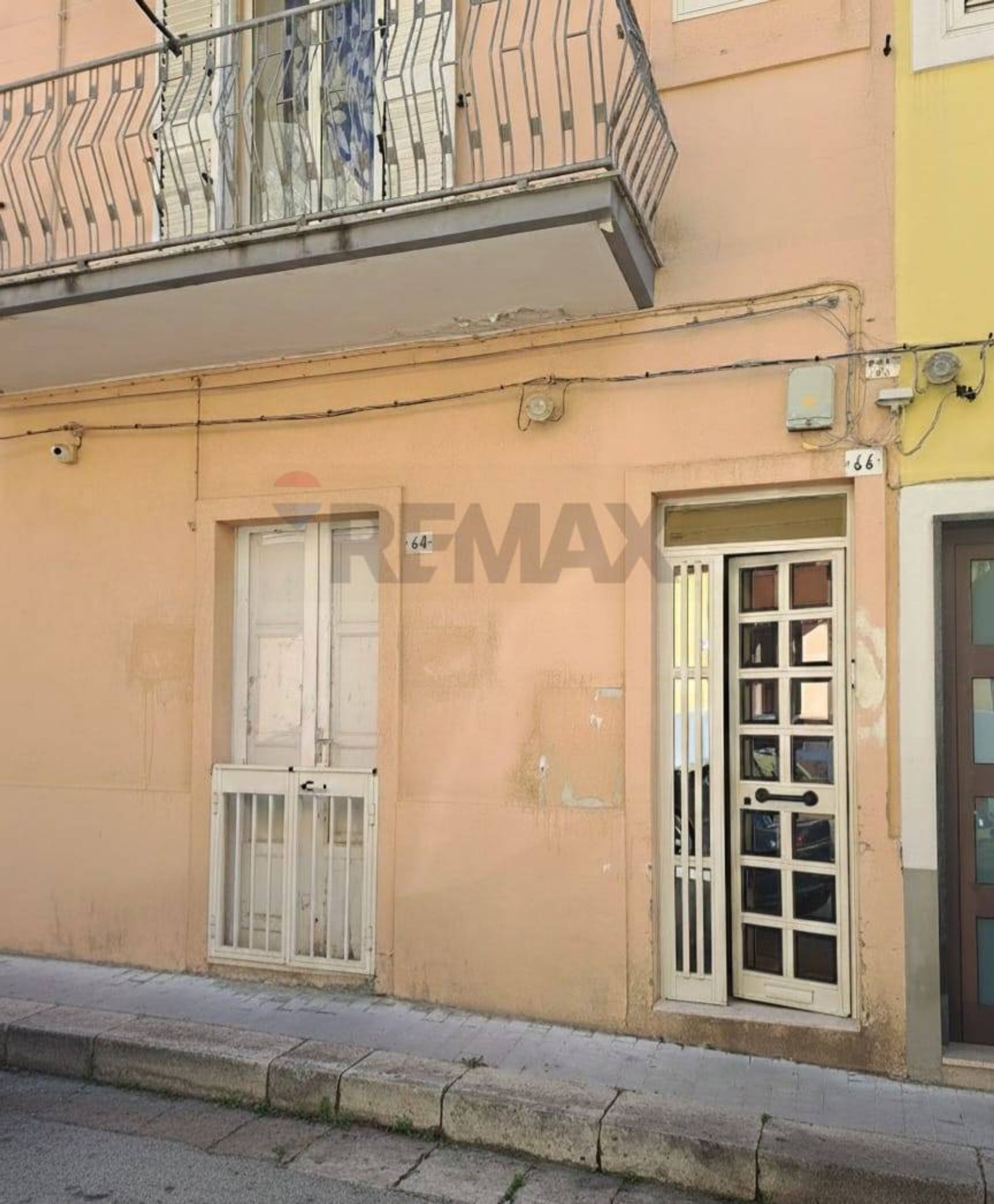 Edificio all'aperto