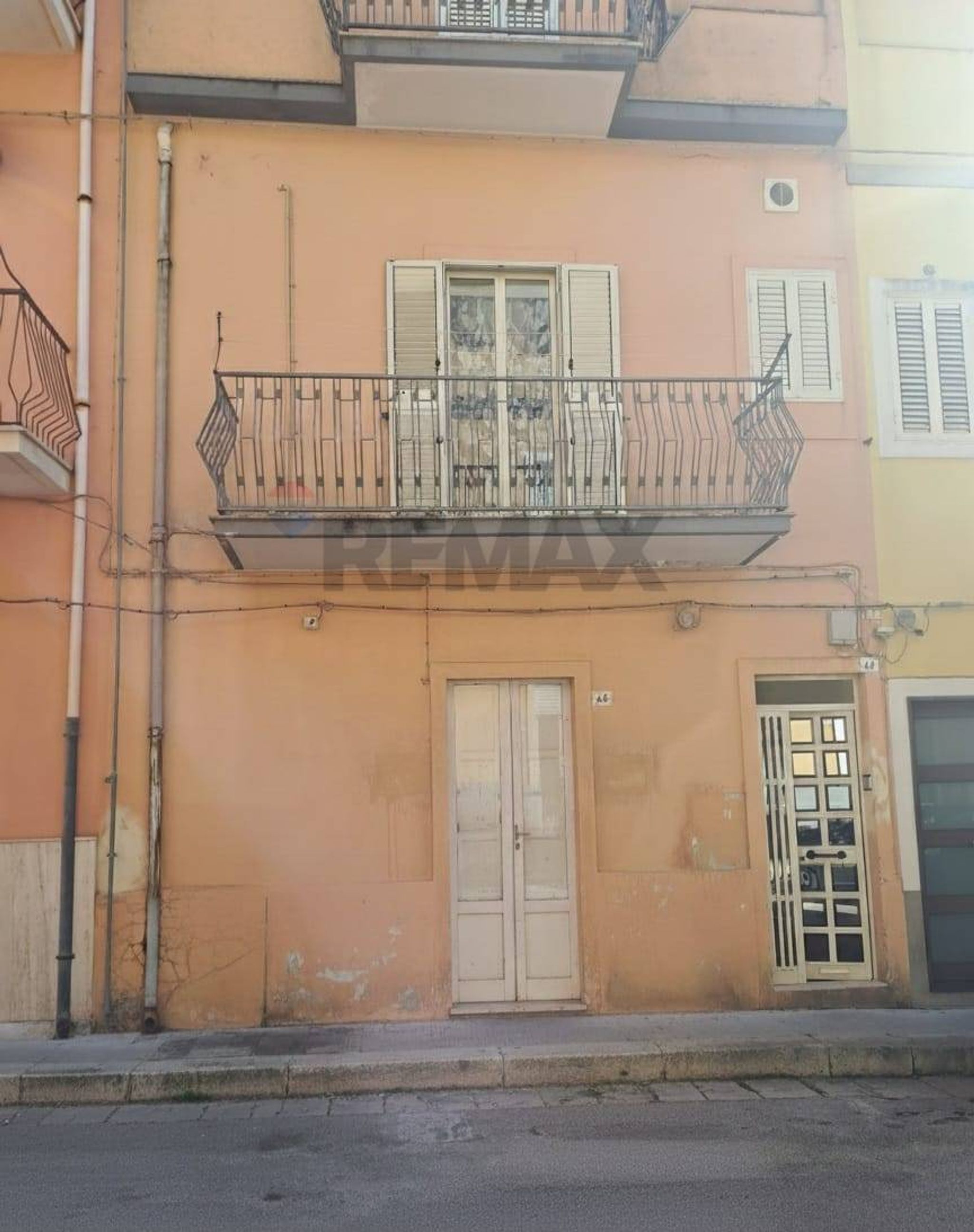 Edificio all'aperto