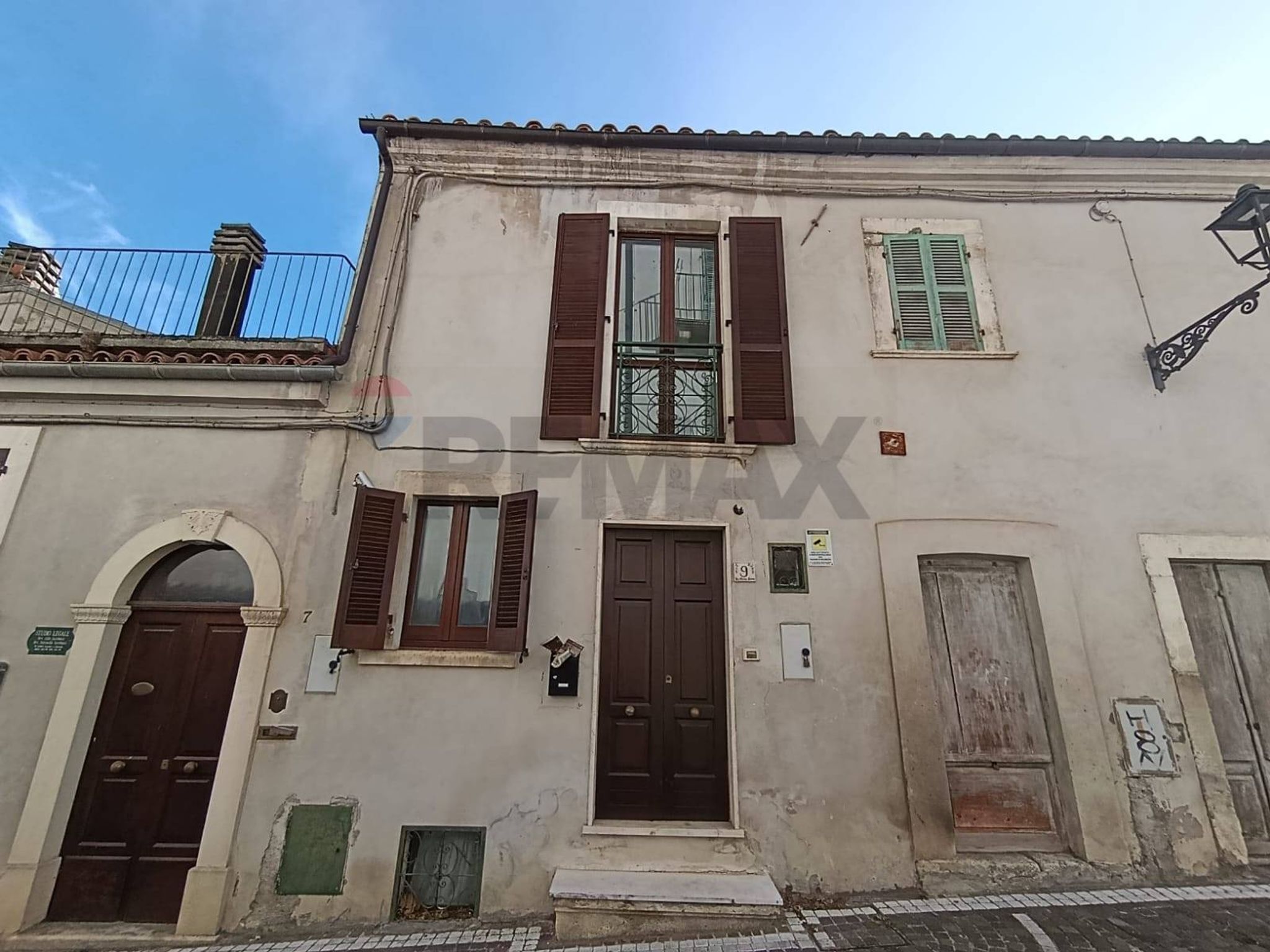 Property in San Valentino in Abruzzo Citeriore