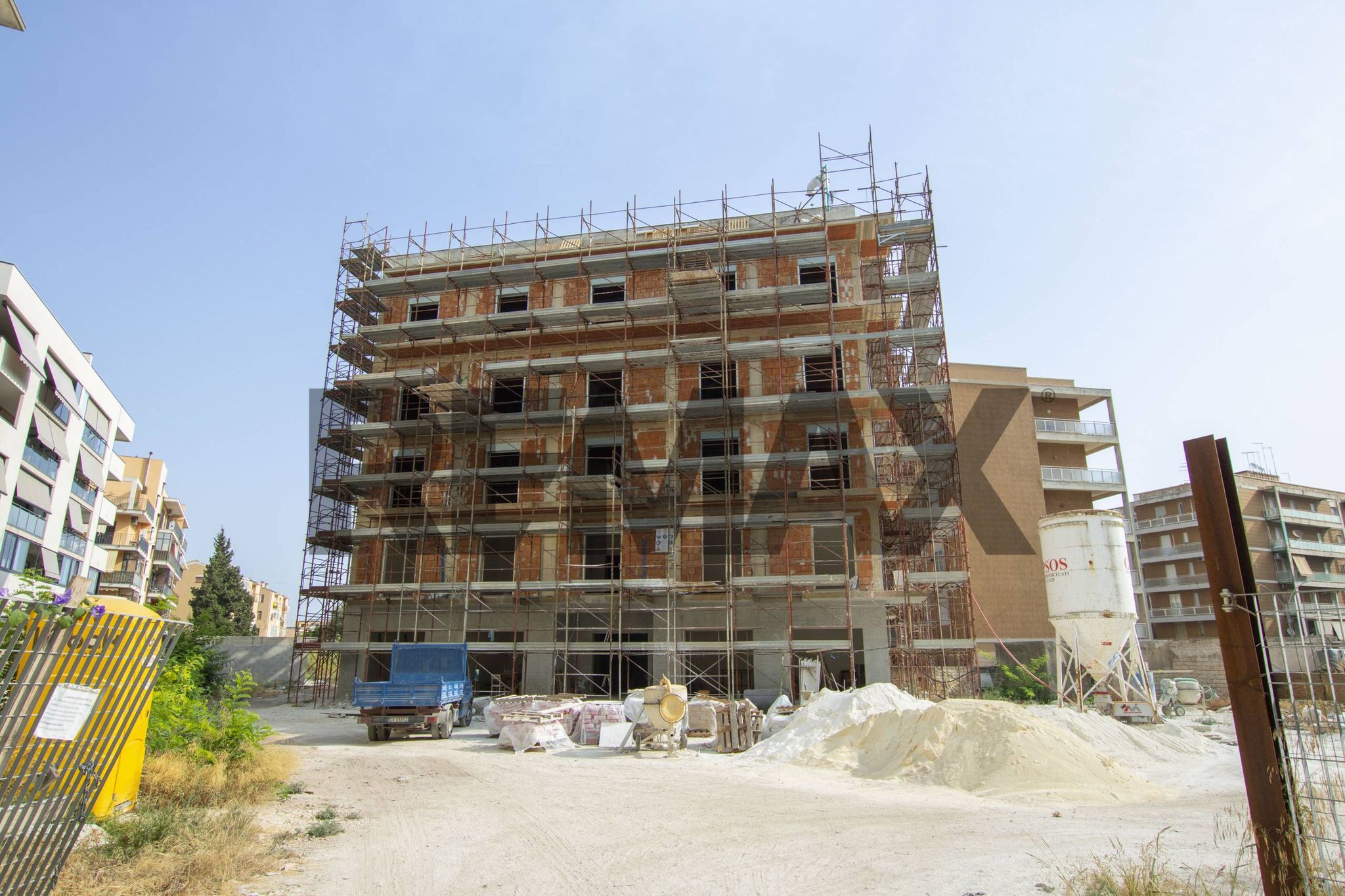 Edificio all'aperto