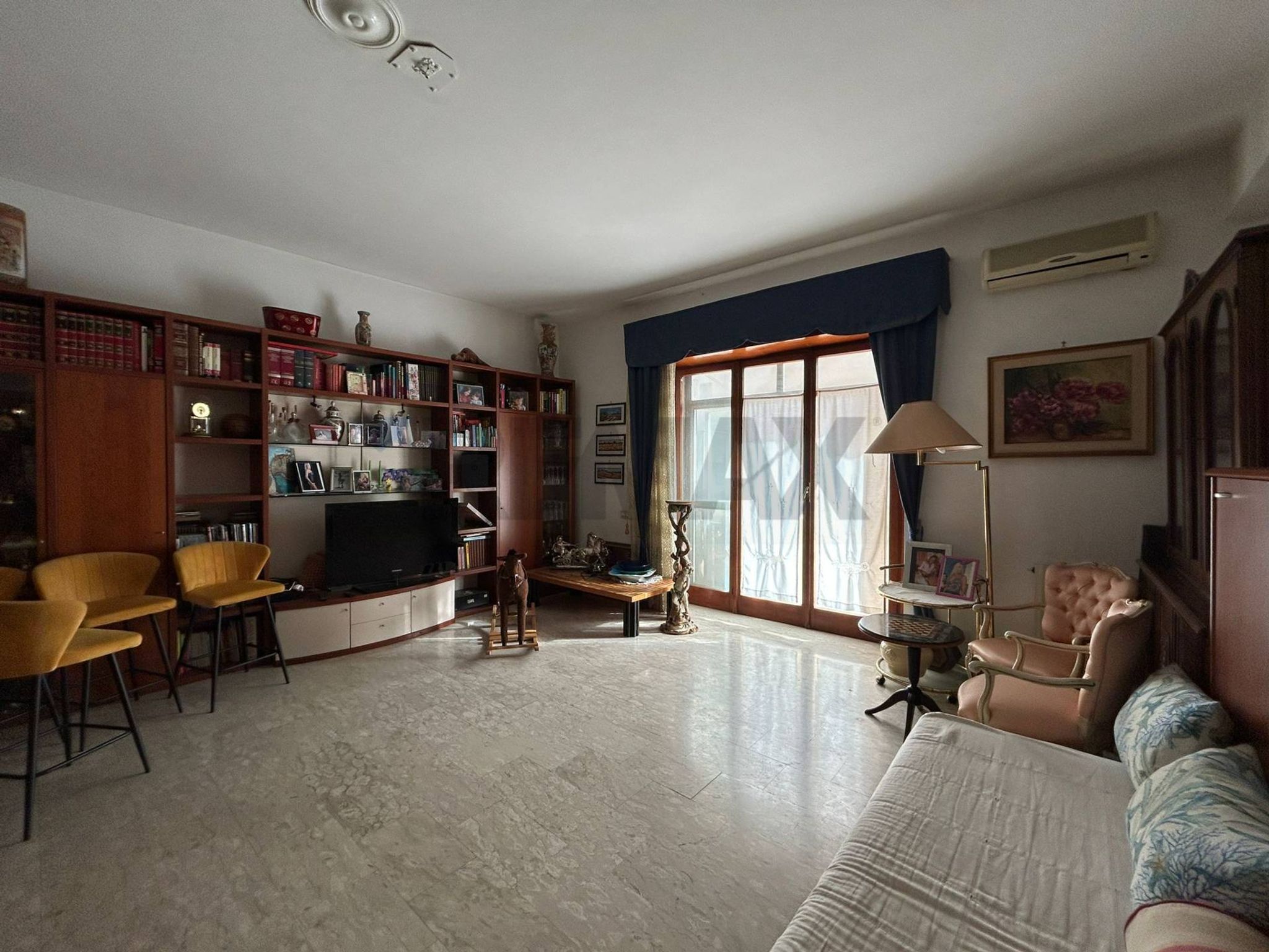 Property in Aprilia