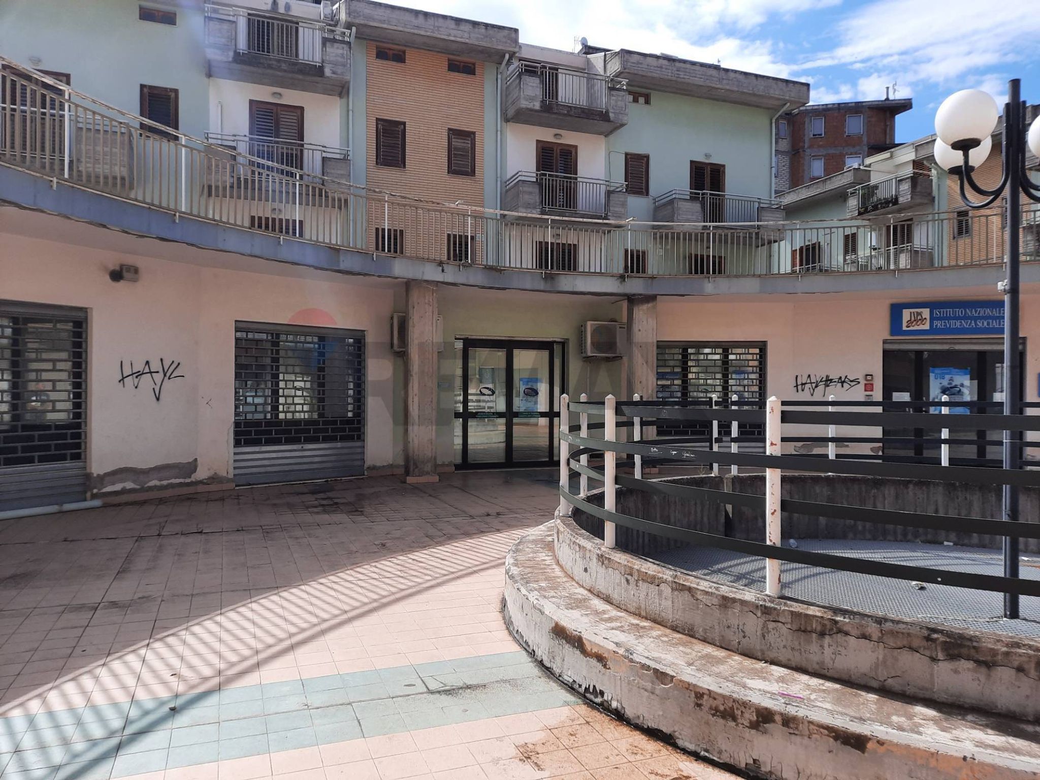 Edificio all'aperto