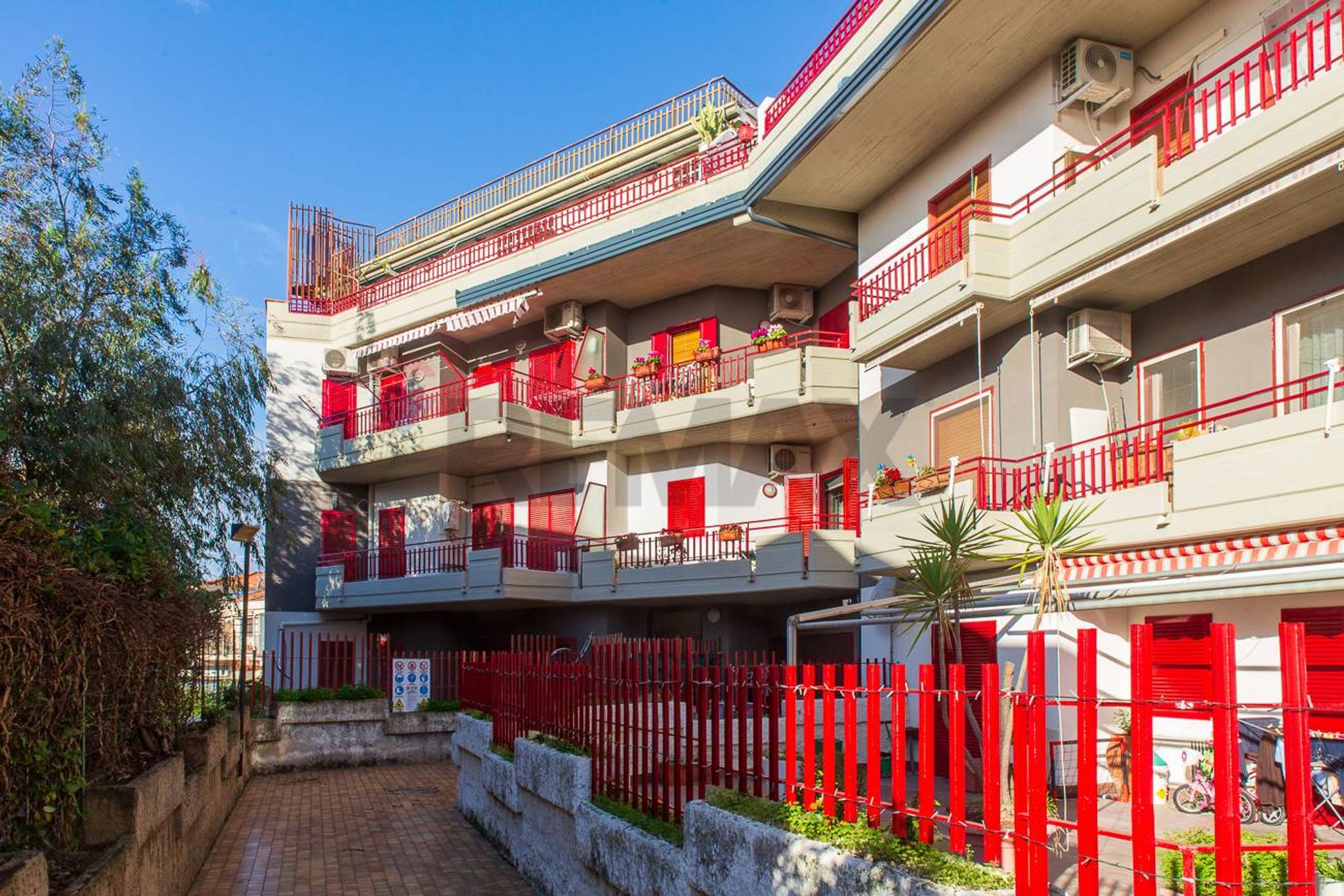 Edificio all'aperto