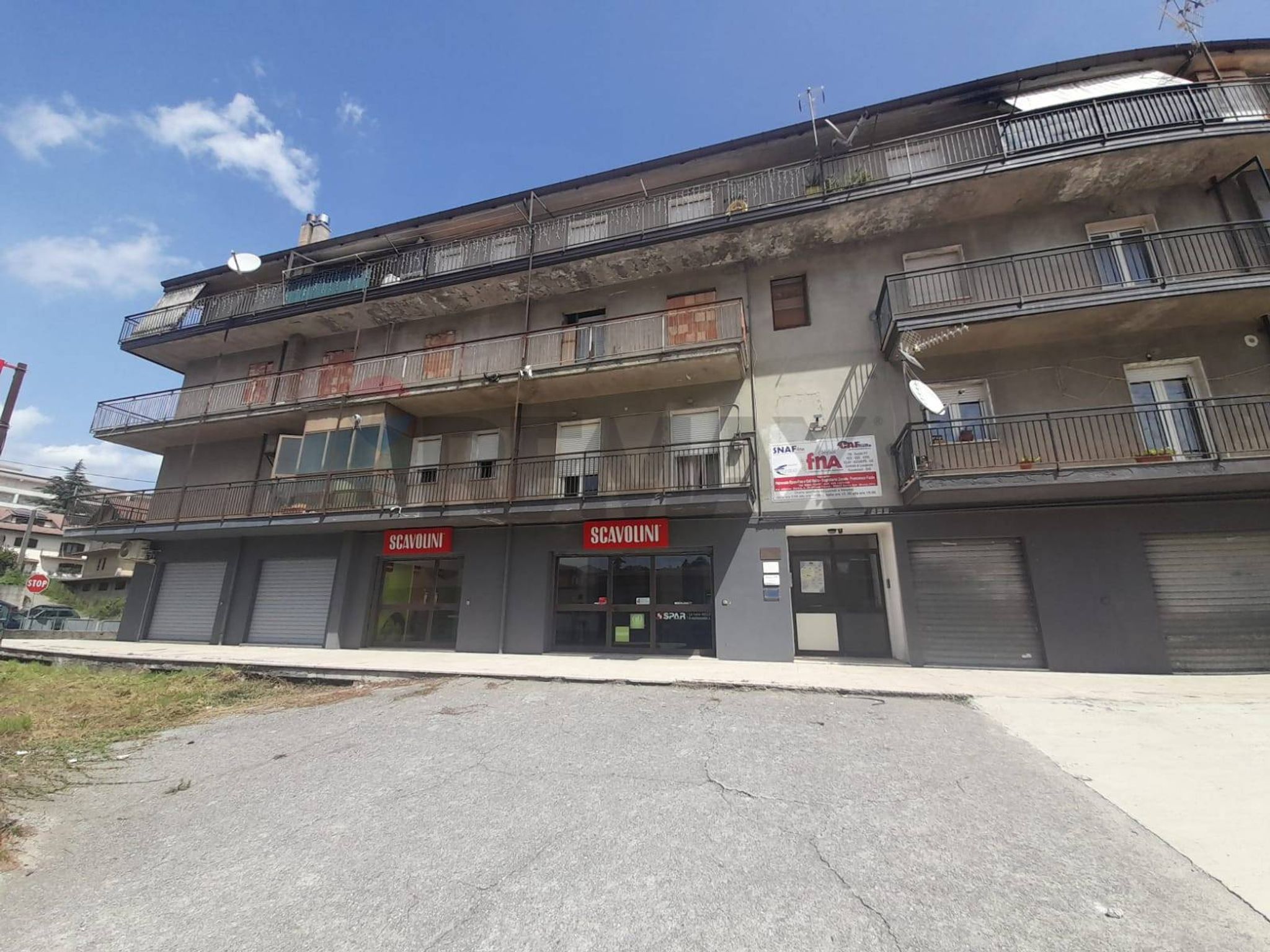 Edificio all'aperto