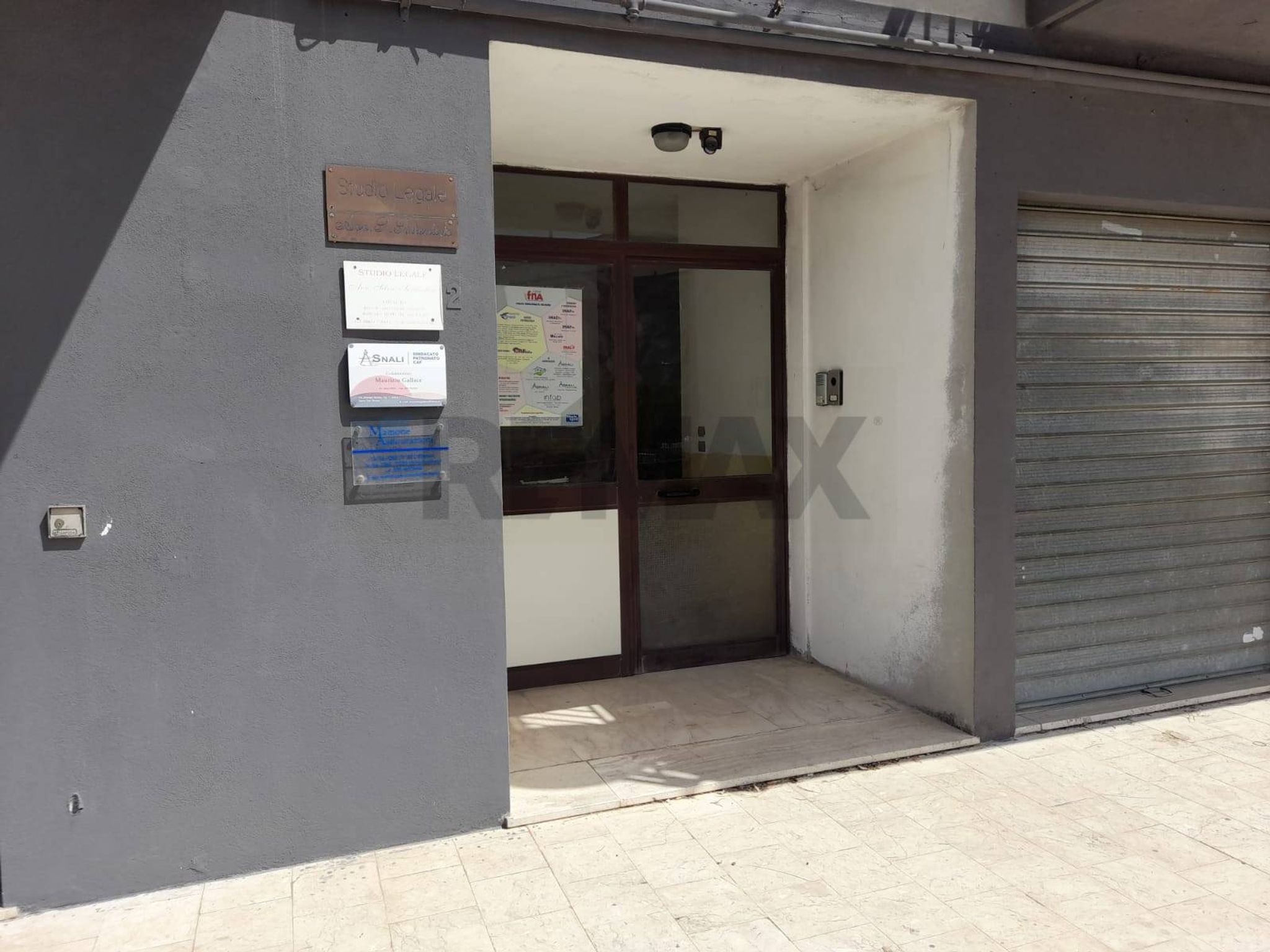 Edificio all'aperto