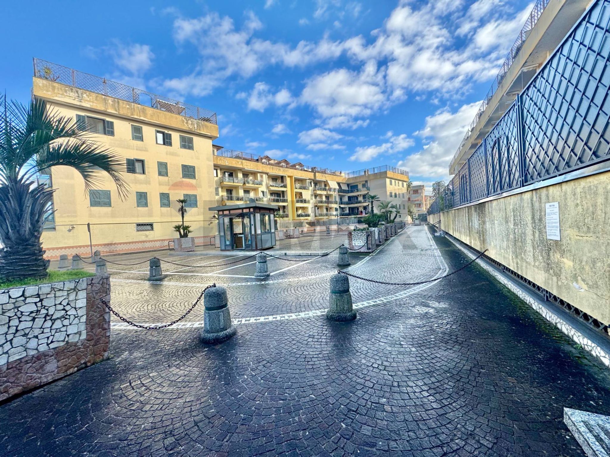 Edificio all'aperto