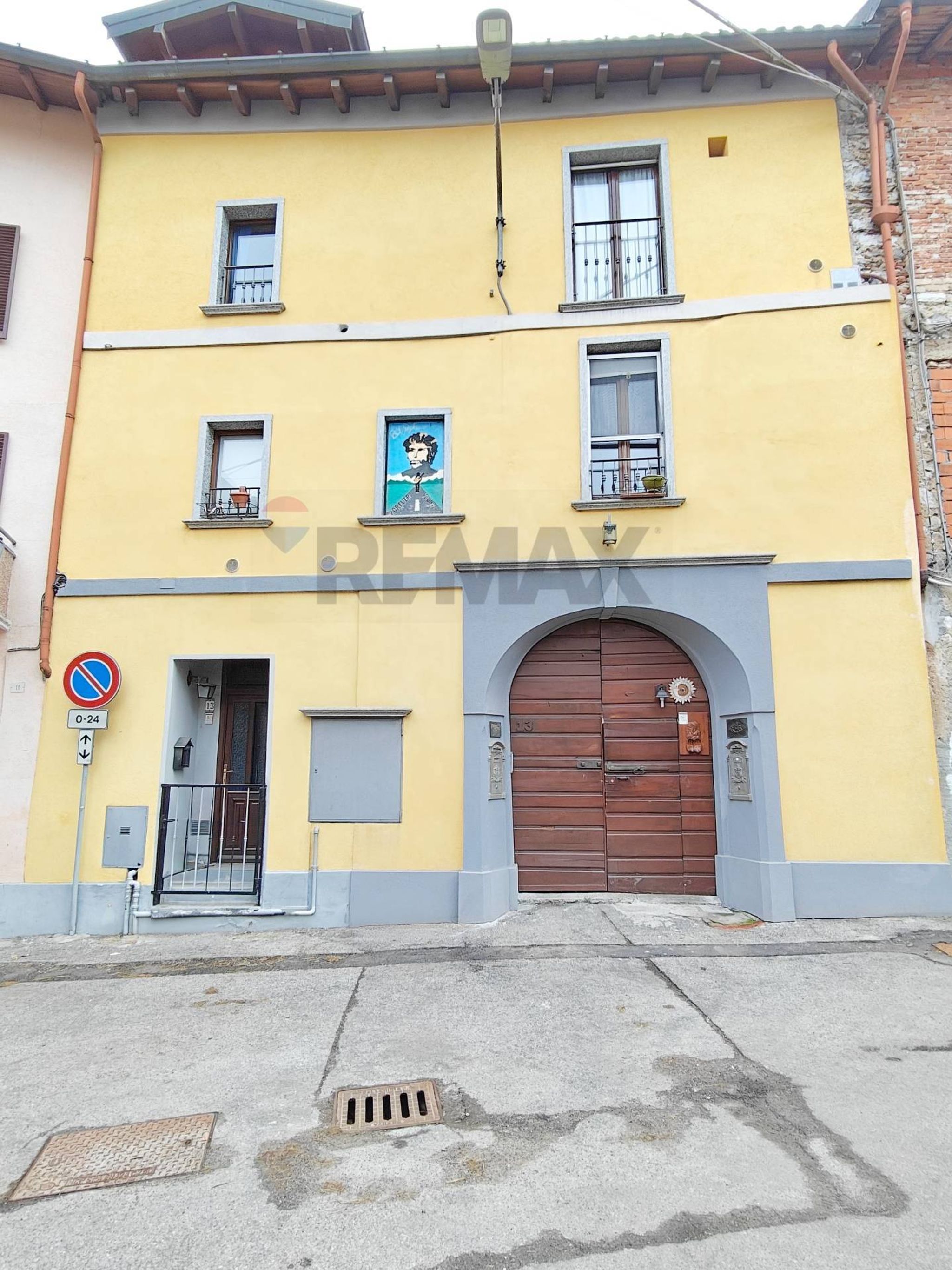 Edificio all'aperto