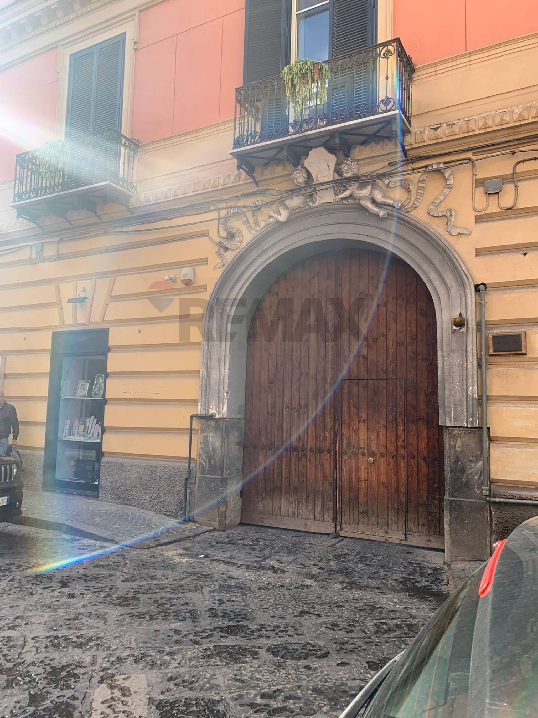Edificio all'aperto