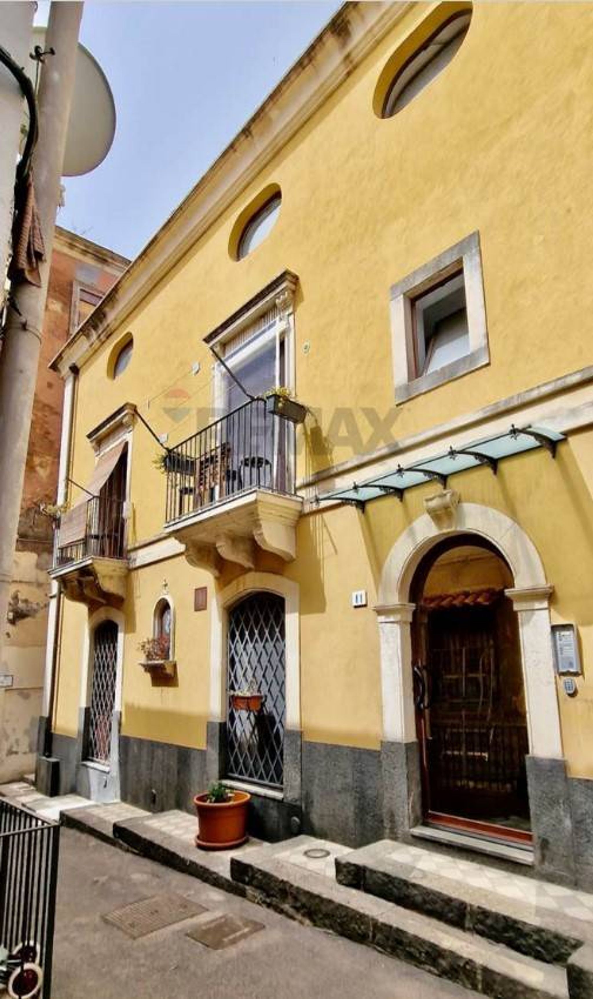 Edificio all'aperto