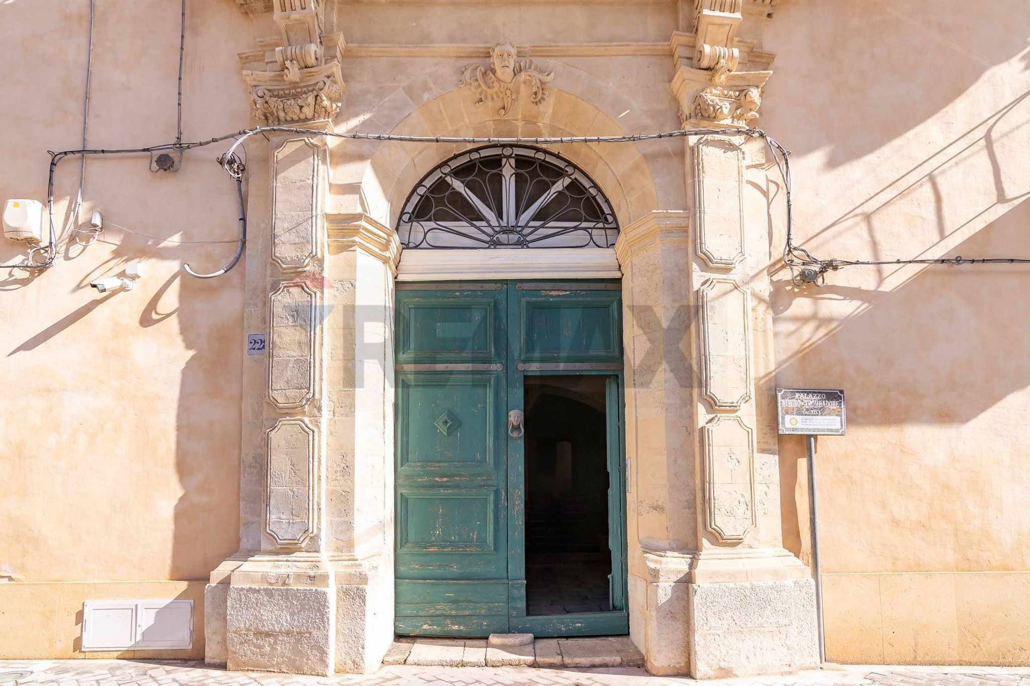 Edificio all'aperto