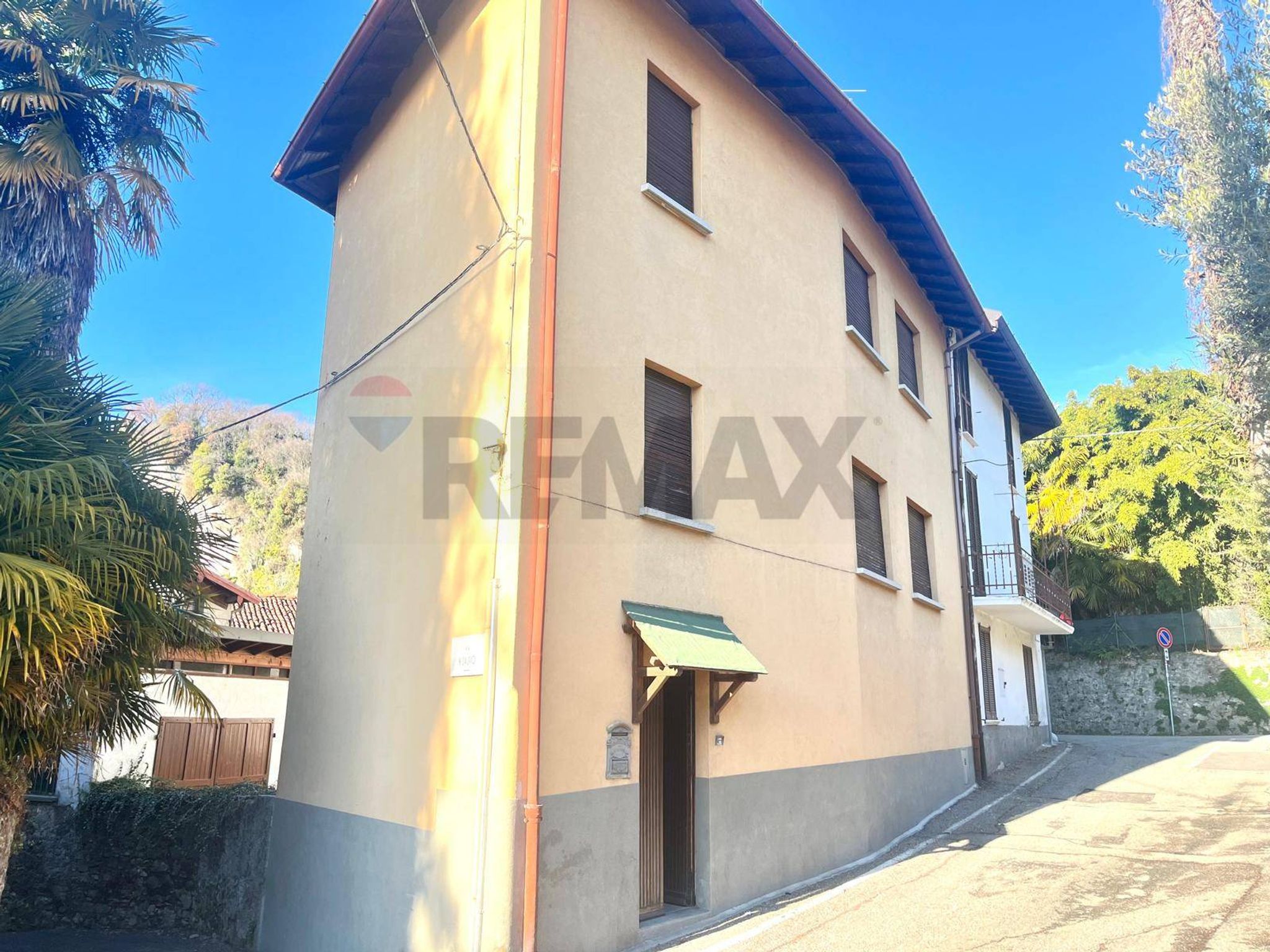 Edificio all'aperto