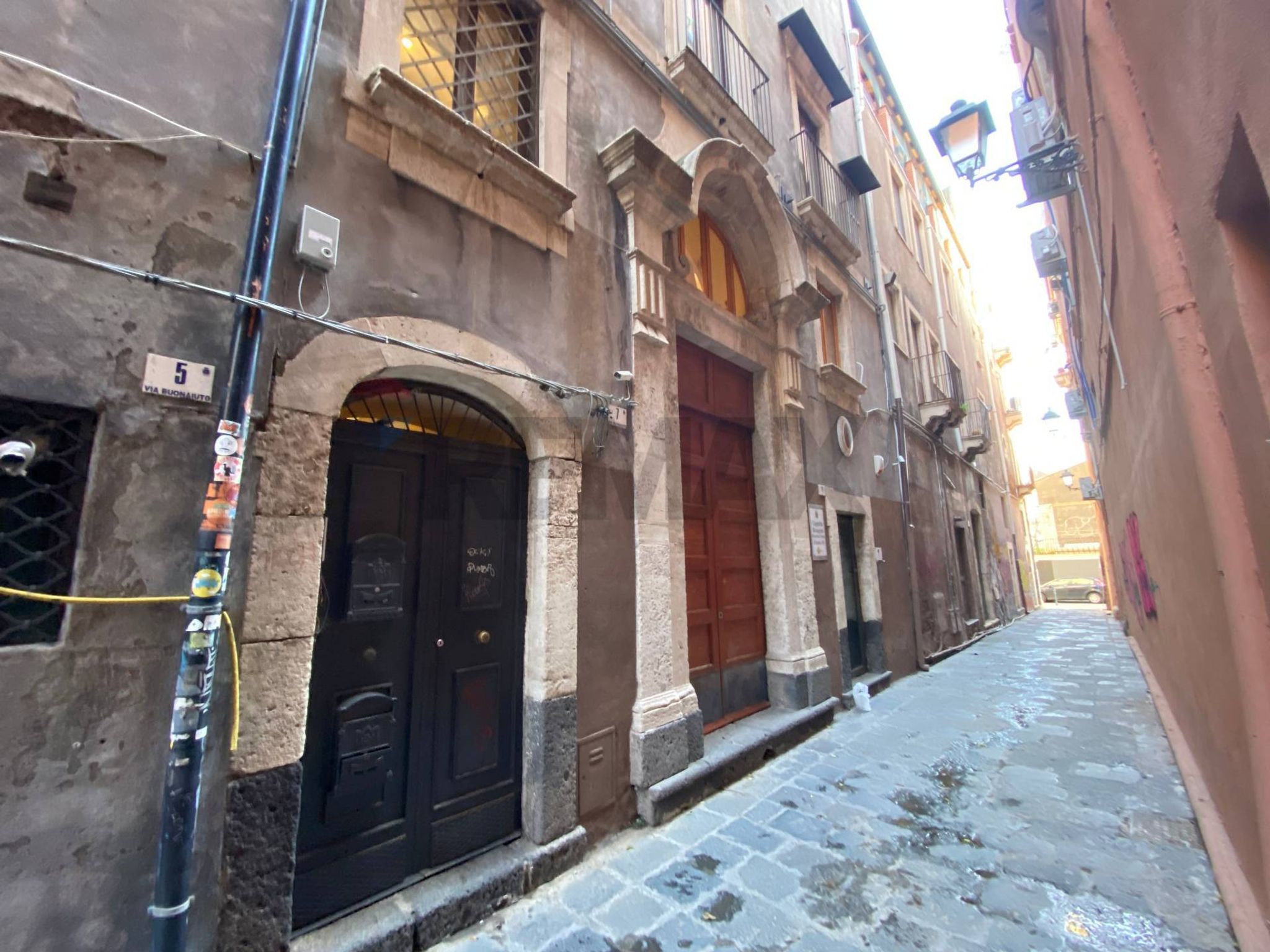 Edificio all'aperto