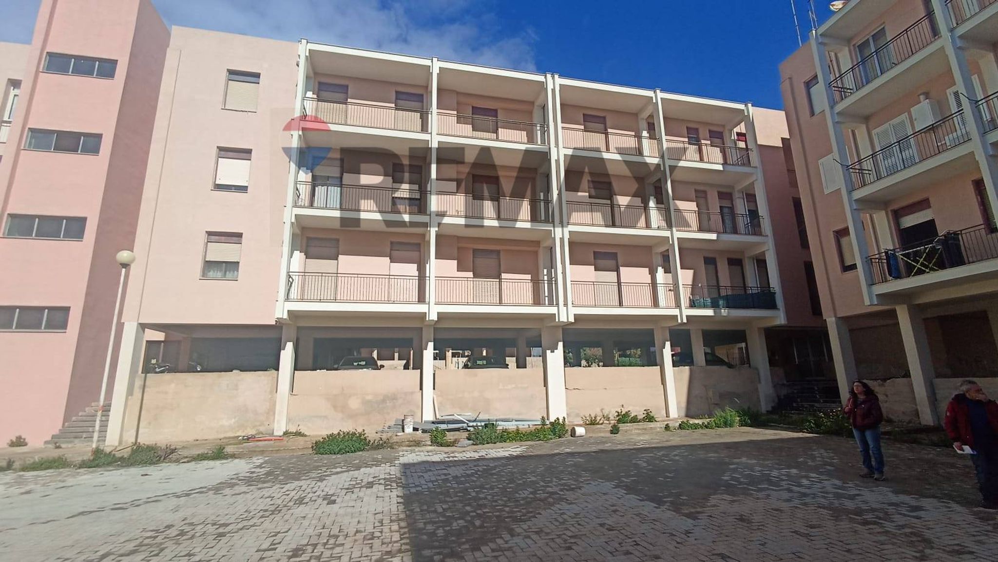 Edificio all'aperto