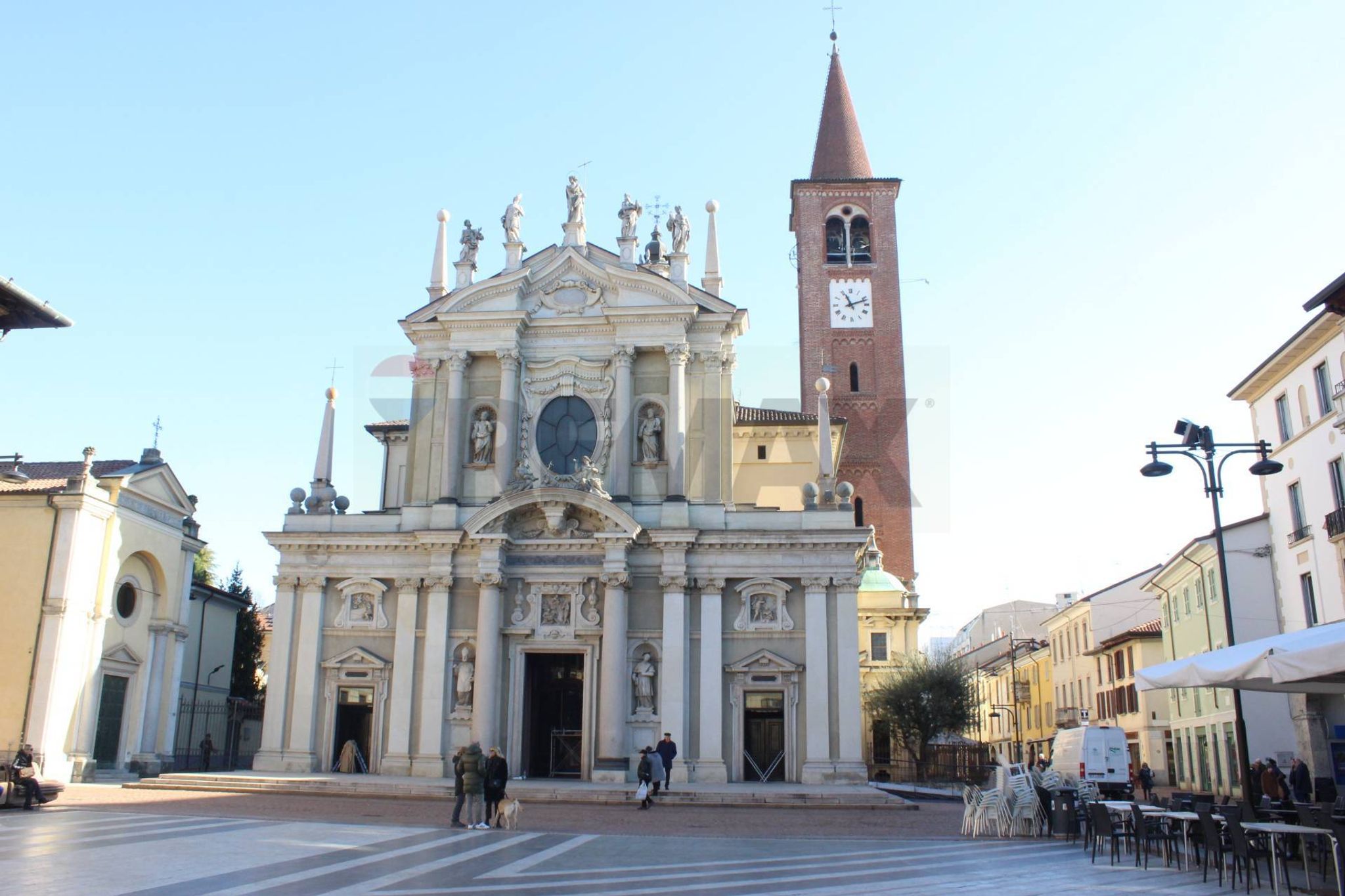 Edificio all'aperto