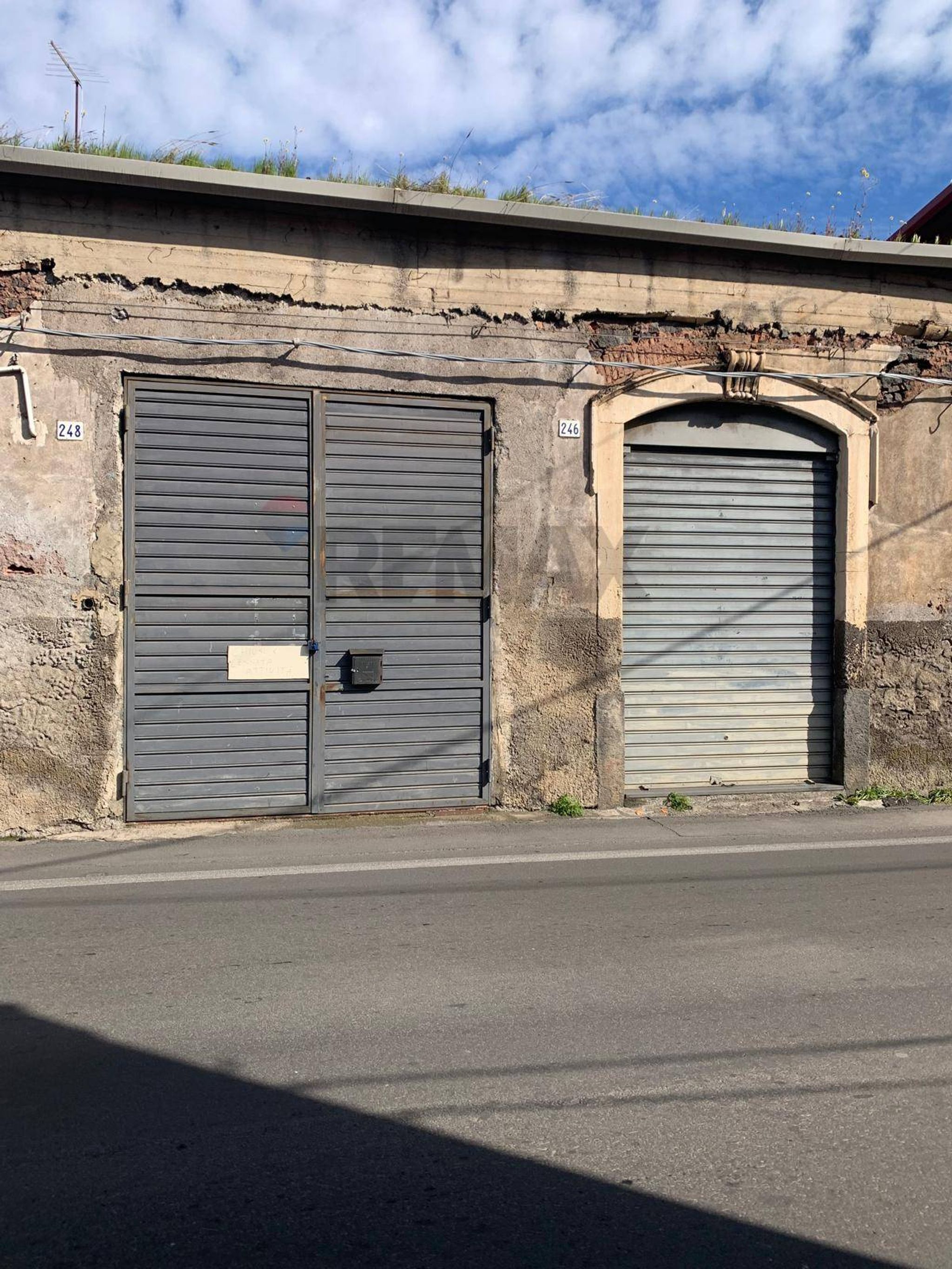 Edificio all'aperto