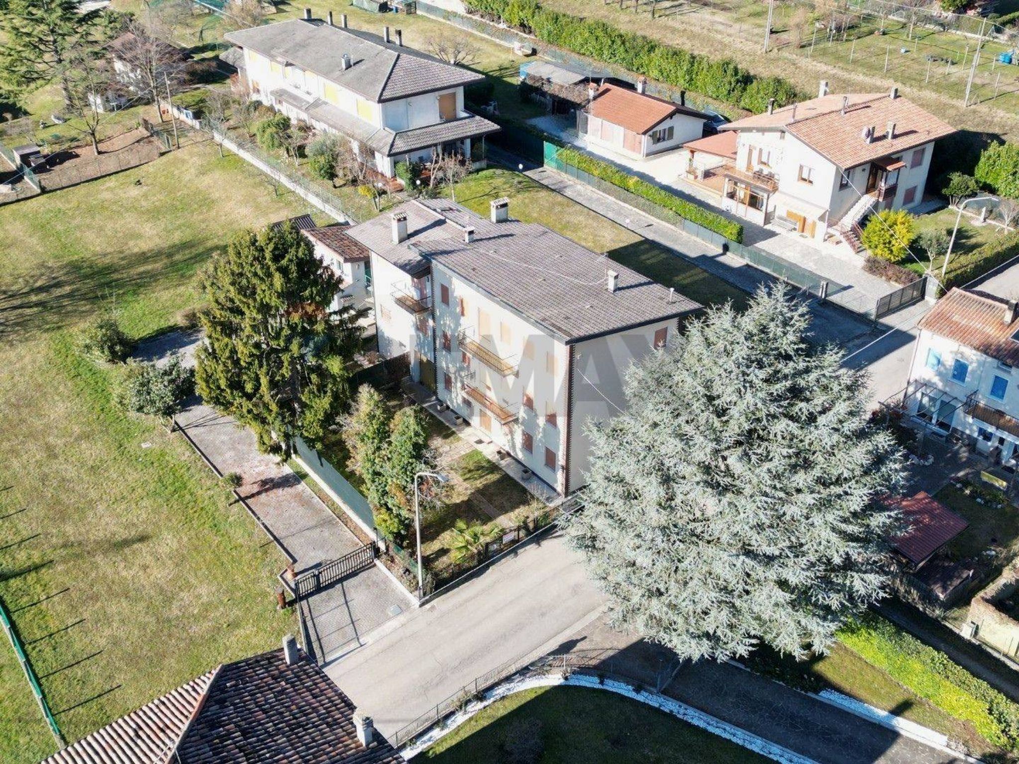 Edificio all'aperto