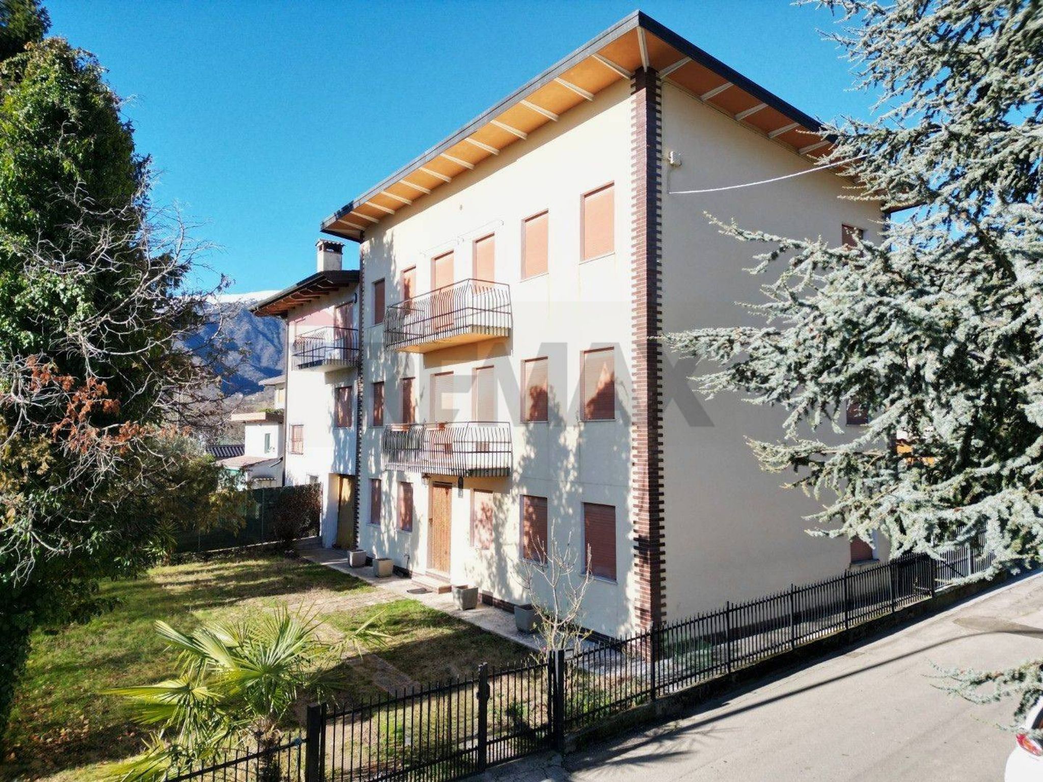 Casa all'aperto