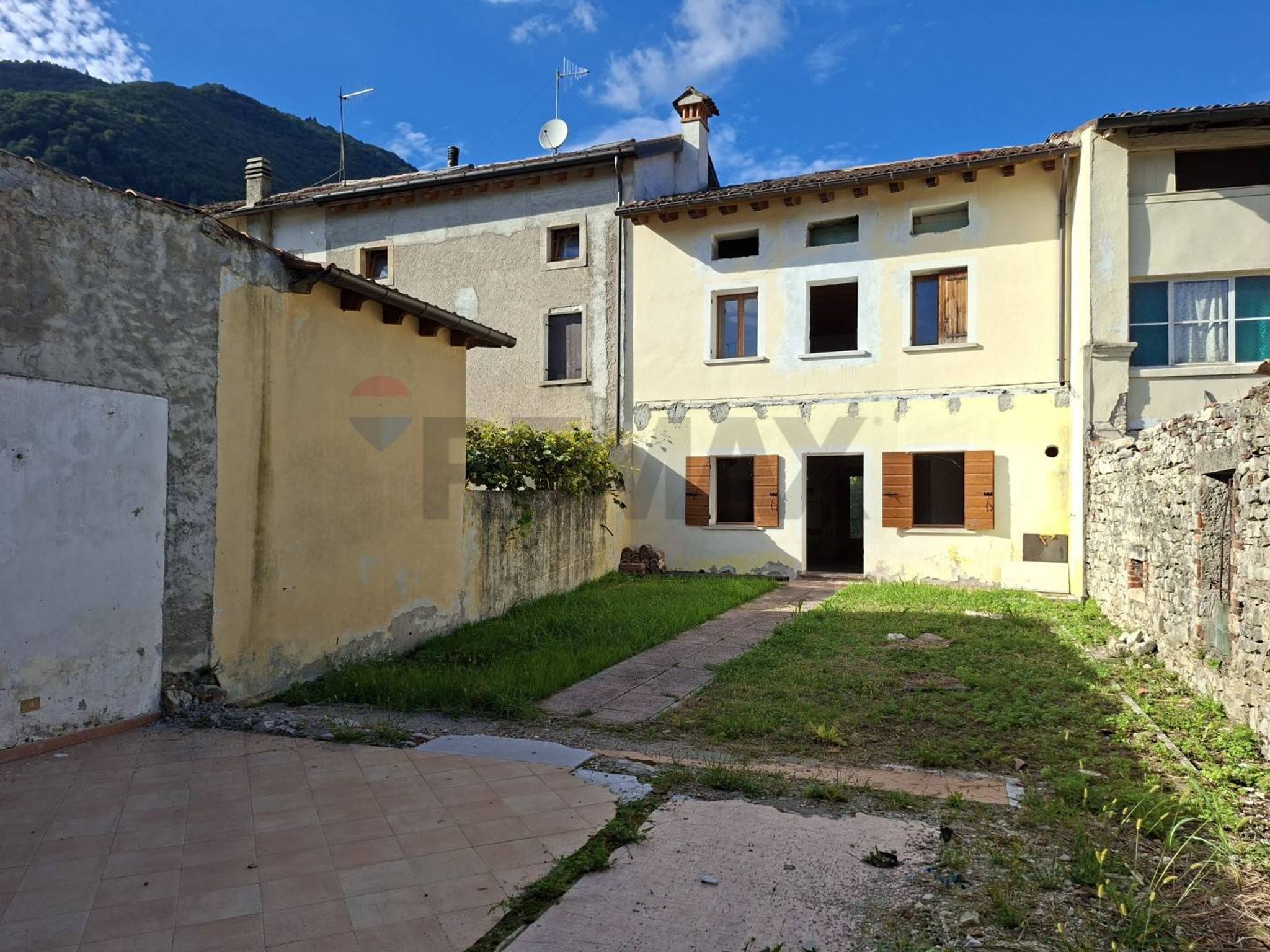 Property in Follina