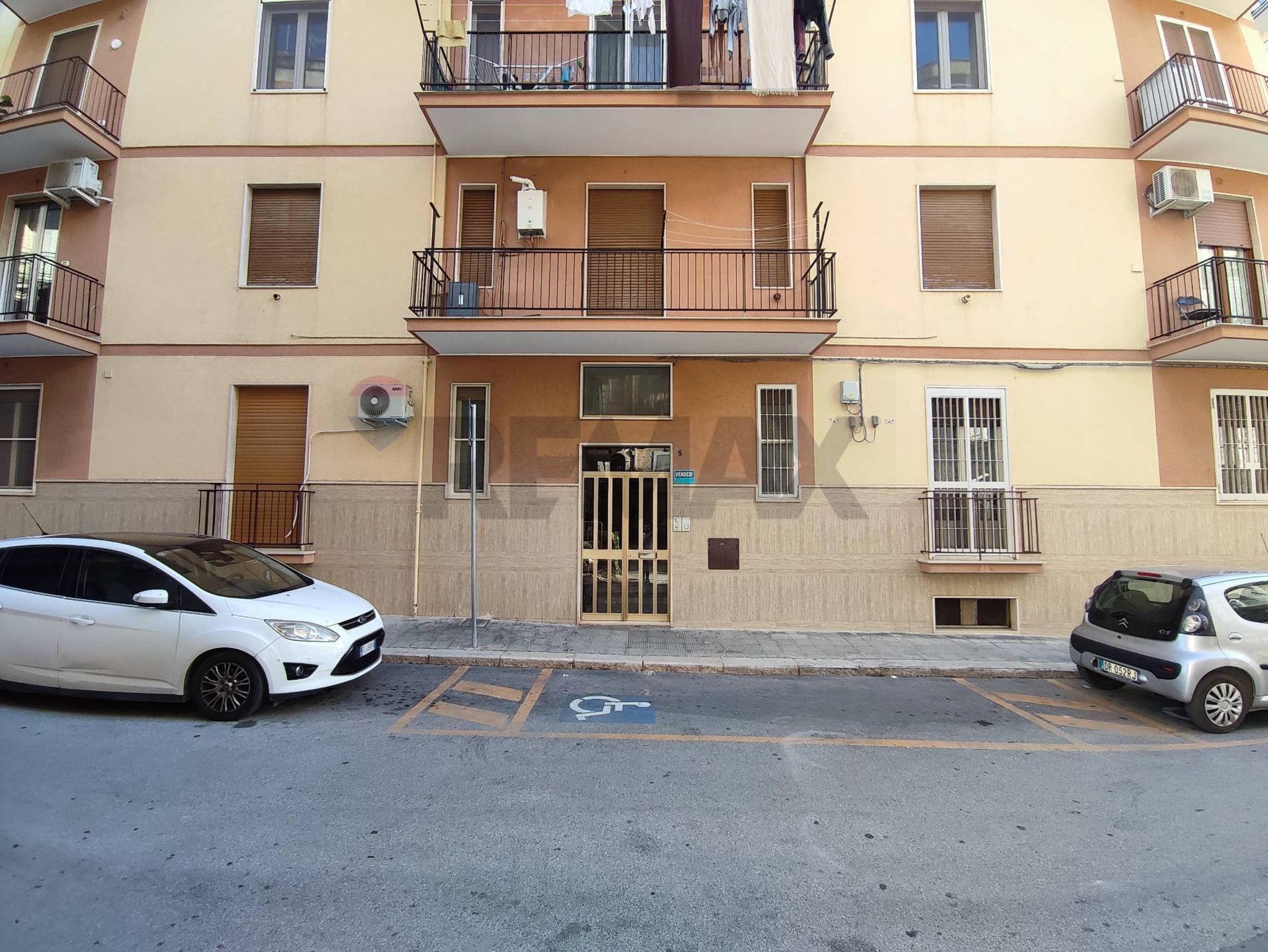 Edificio all'aperto