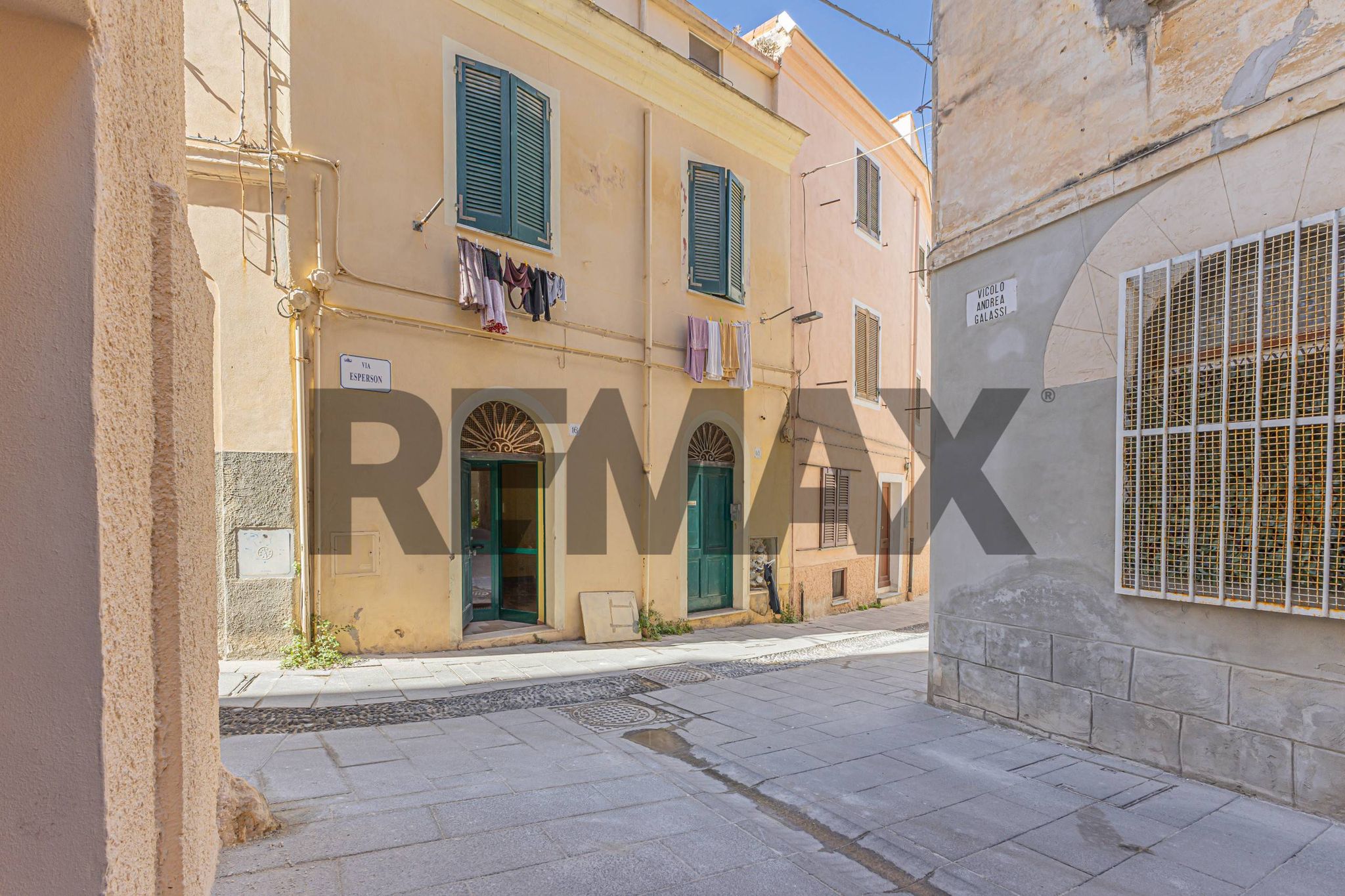 Edificio all'aperto