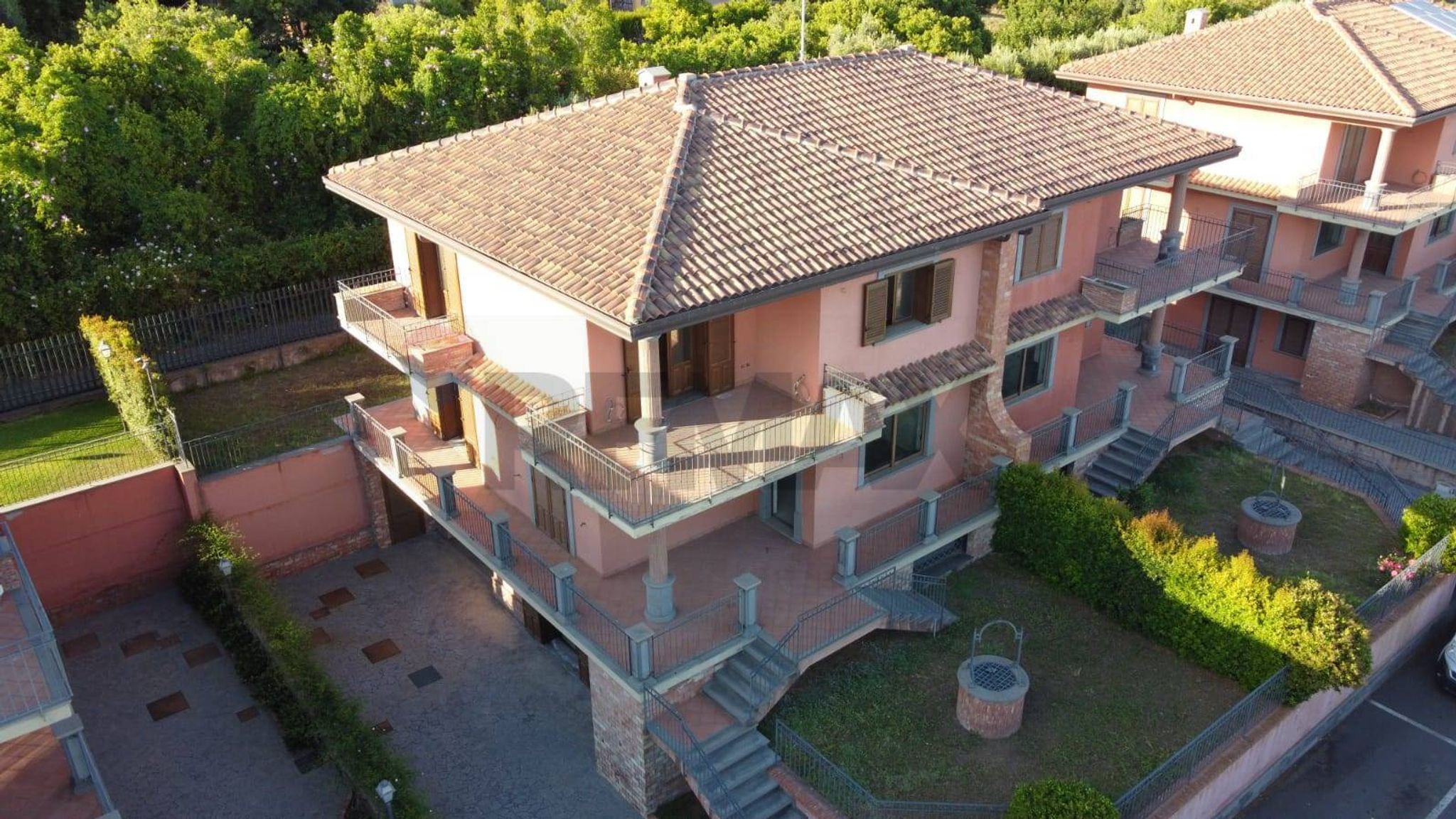 Casa all'aperto
