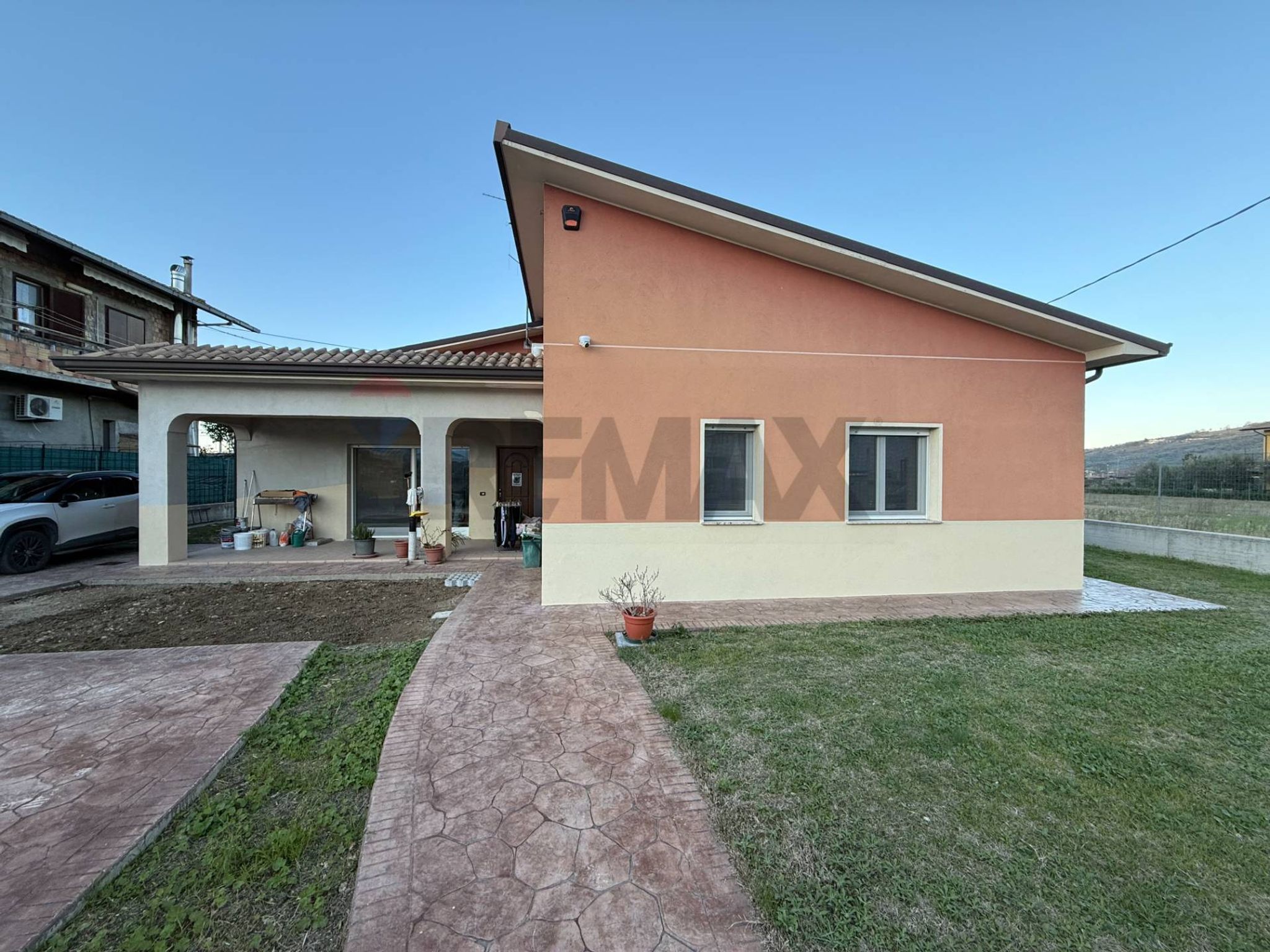 Property in Paglieta