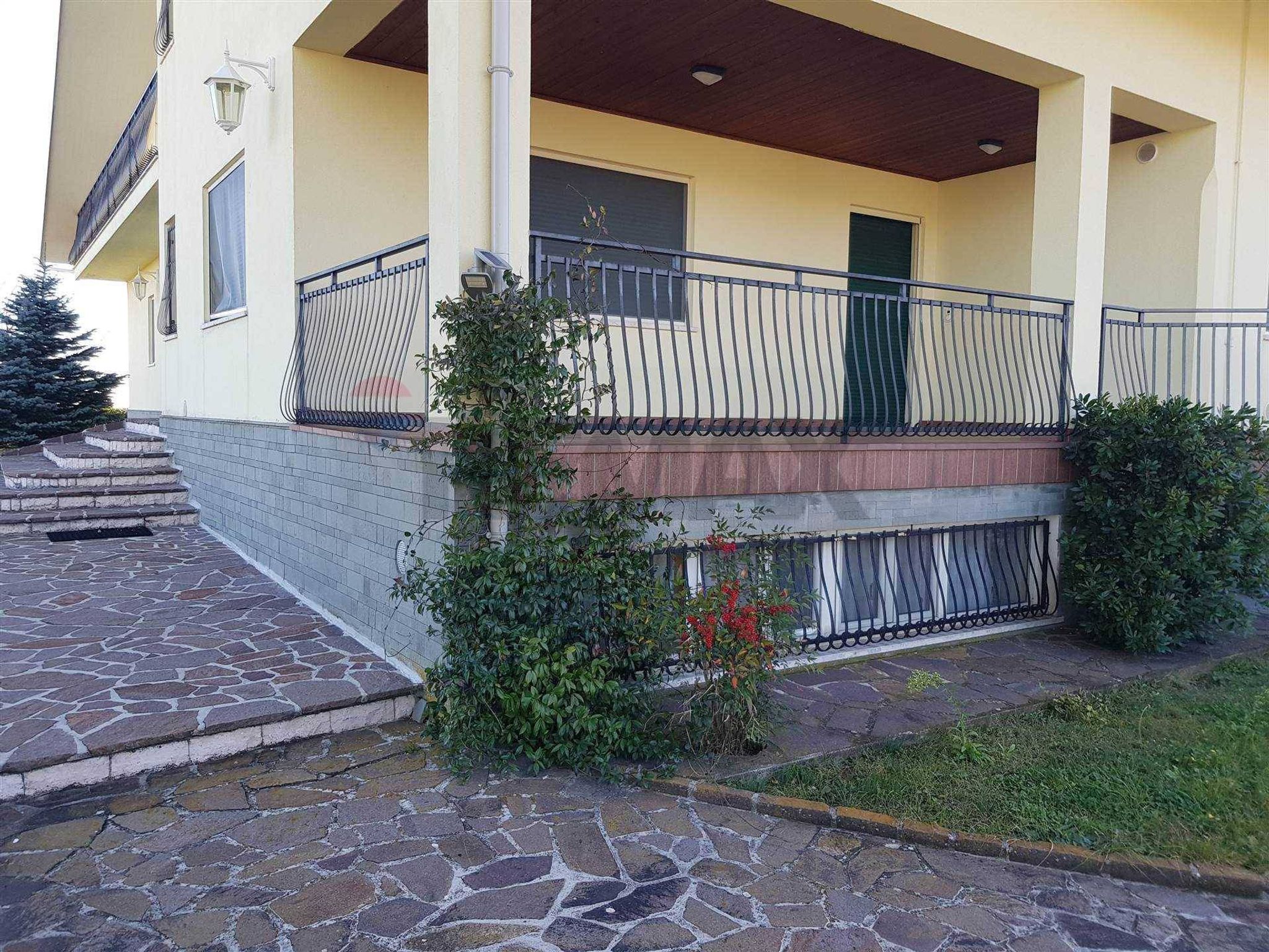 Casa all'aperto