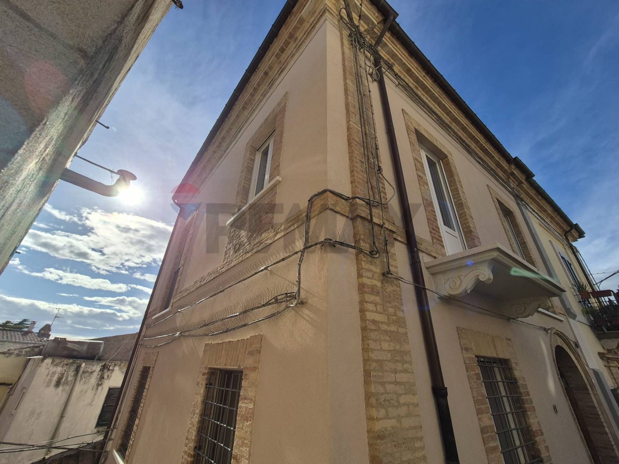 Edificio all'aperto