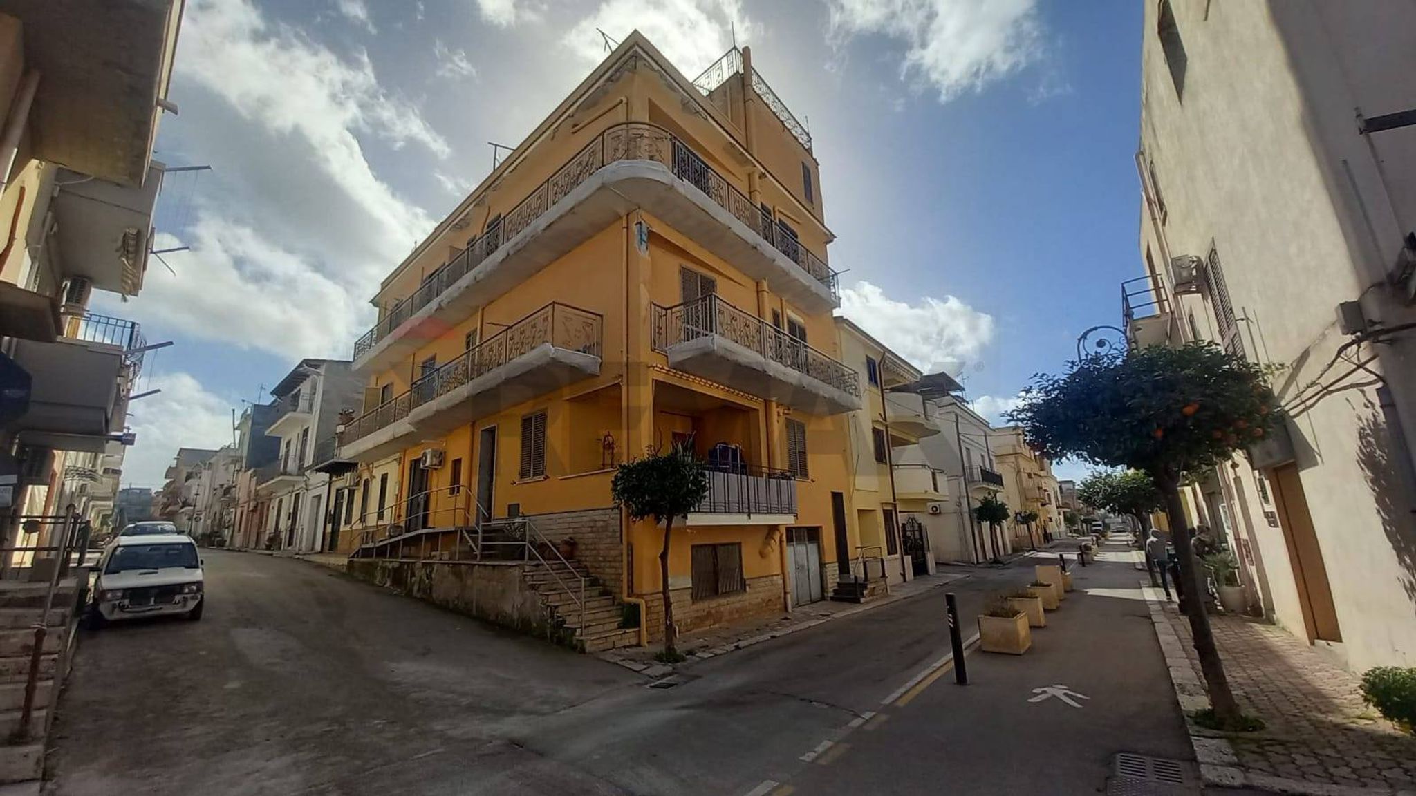 Edificio all'aperto