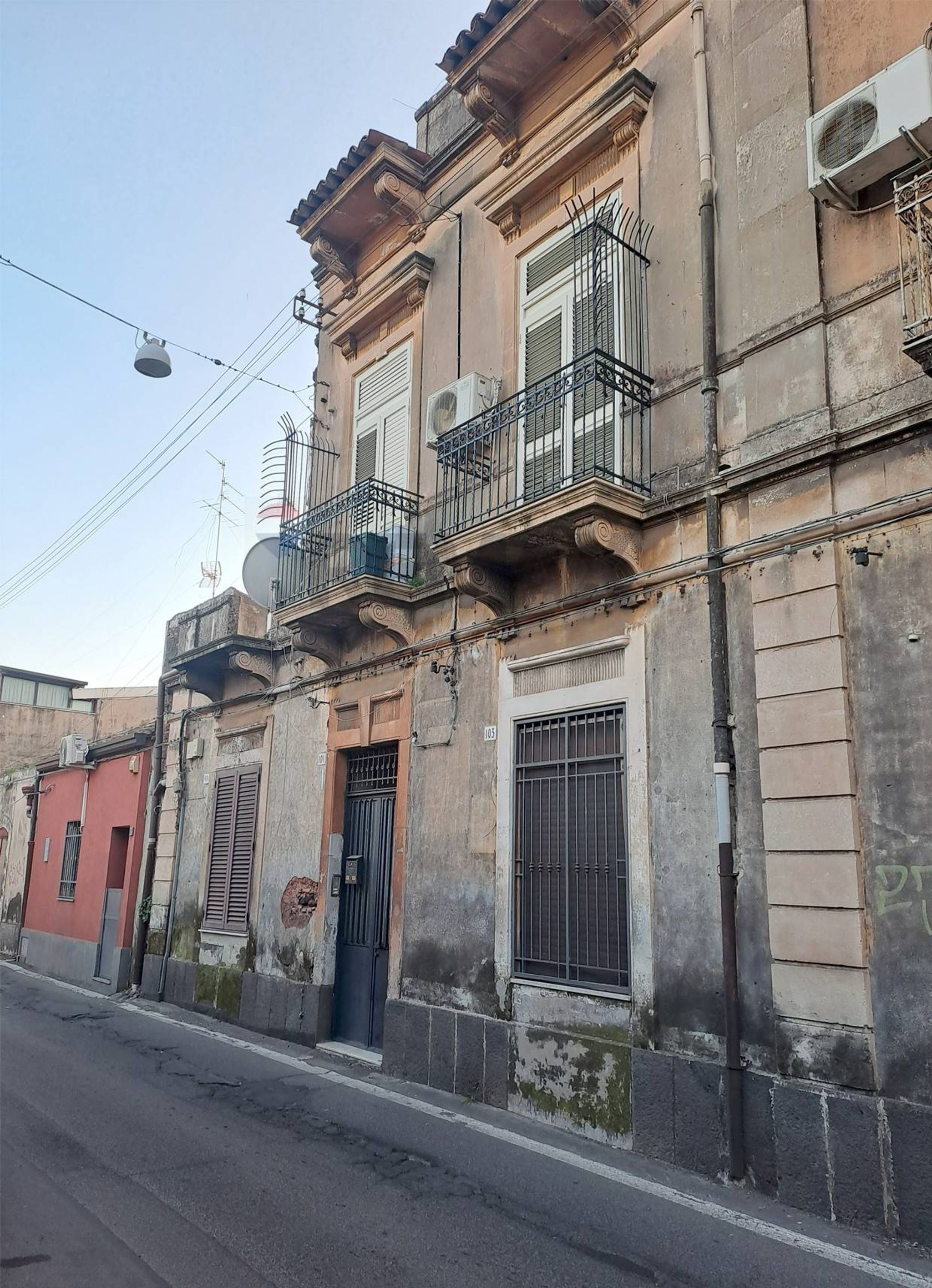 Edificio all'aperto