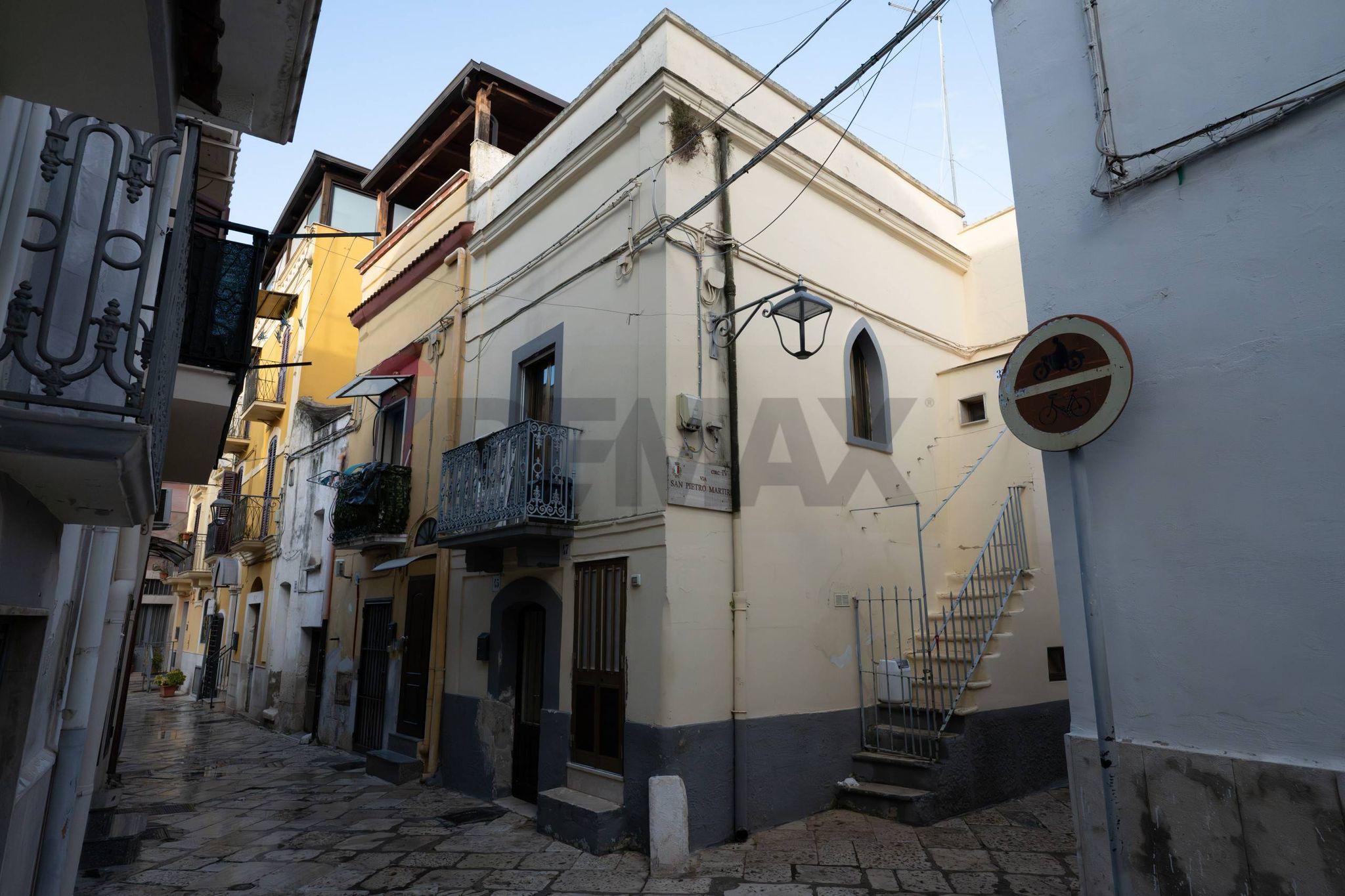 Edificio all'aperto