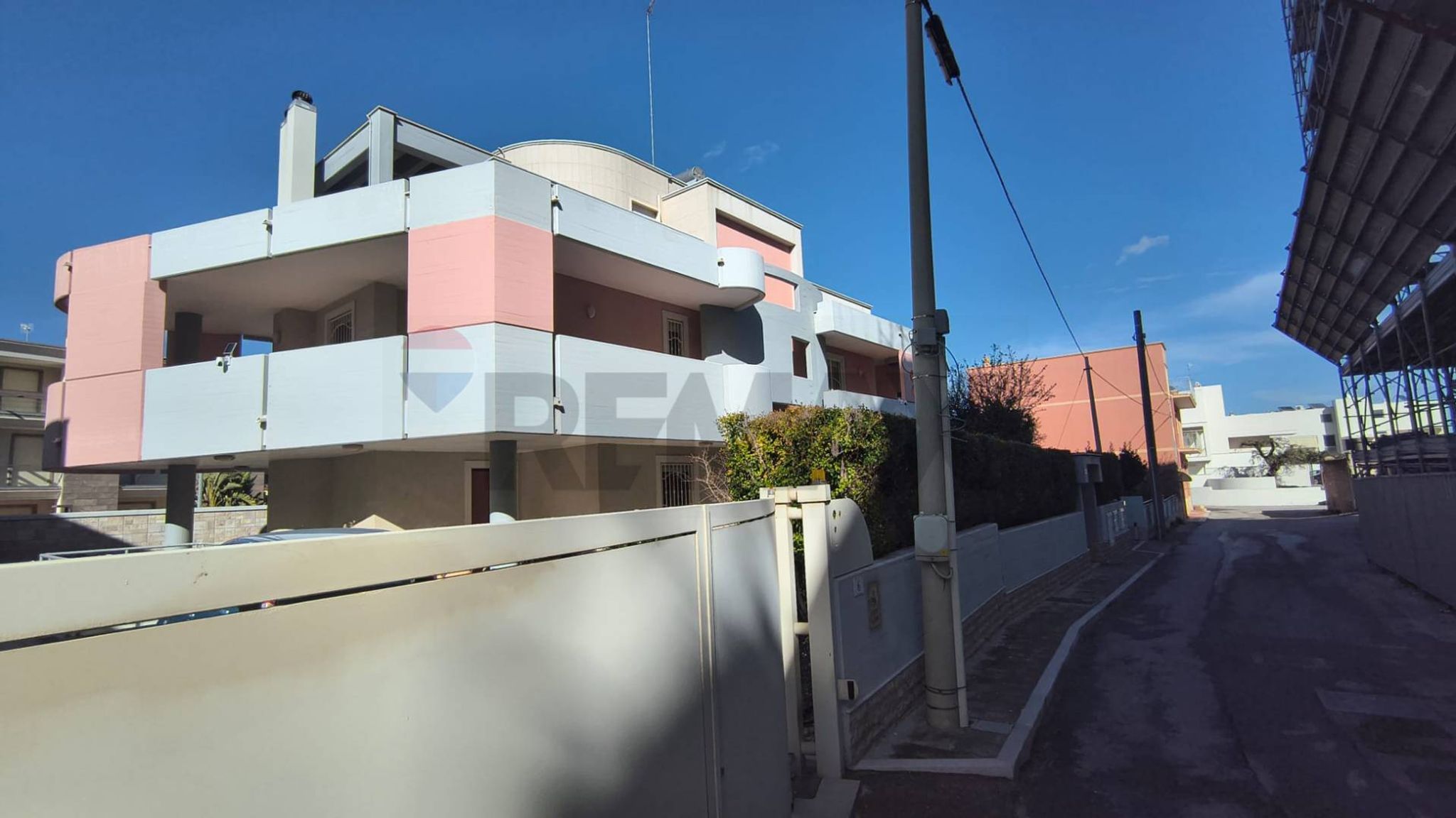 Edificio all'aperto
