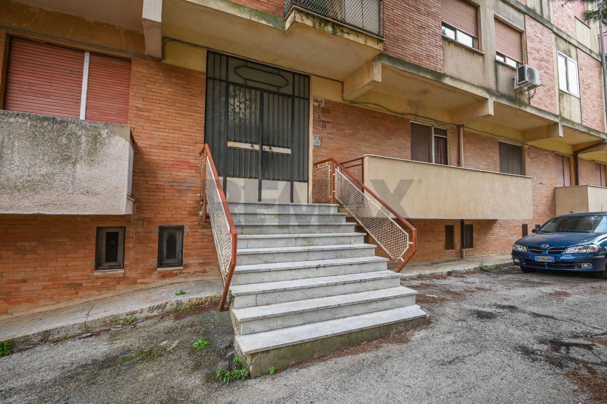 Edificio all'aperto