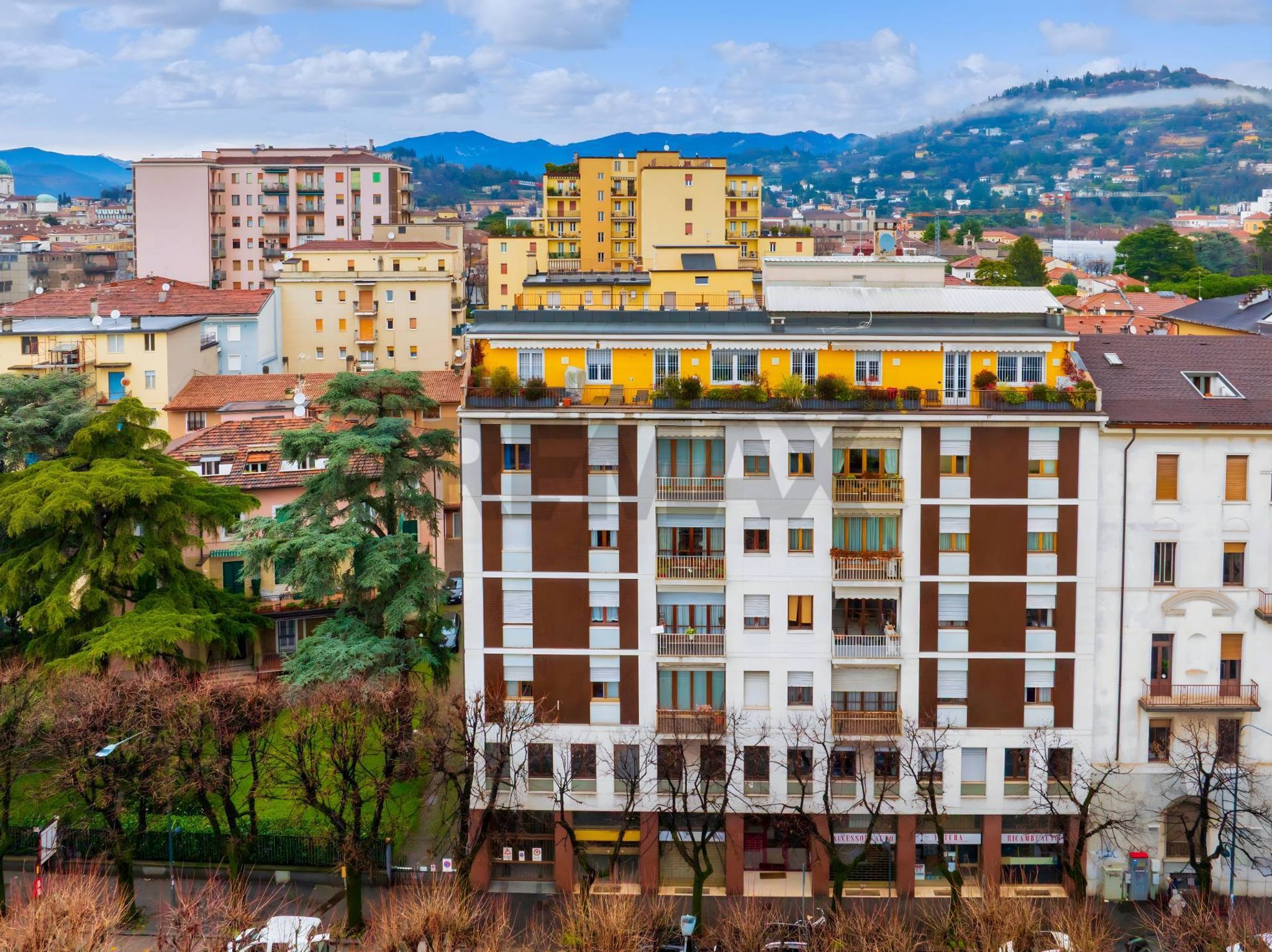 Edificio all'aperto
