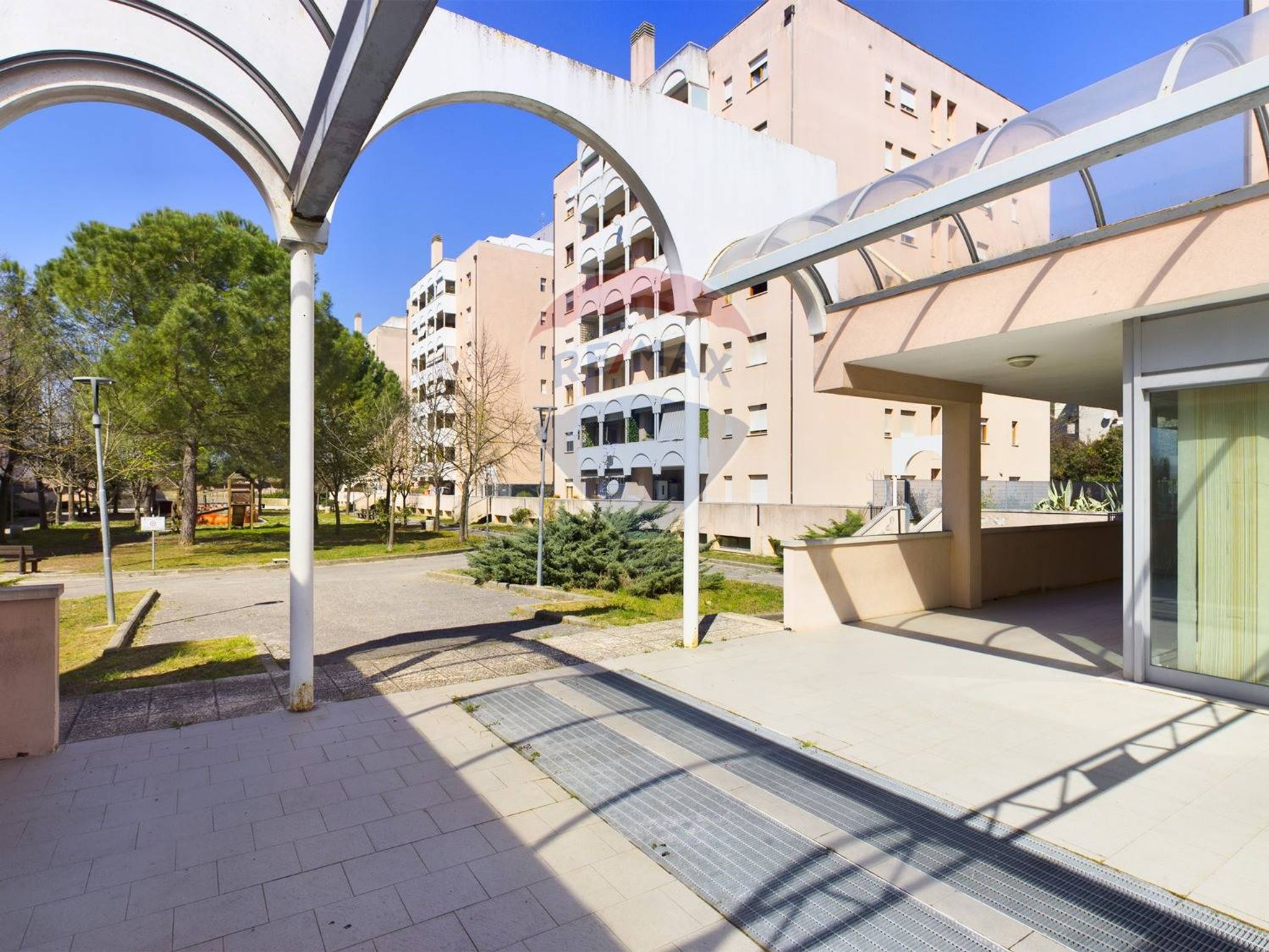 Edificio all'aperto