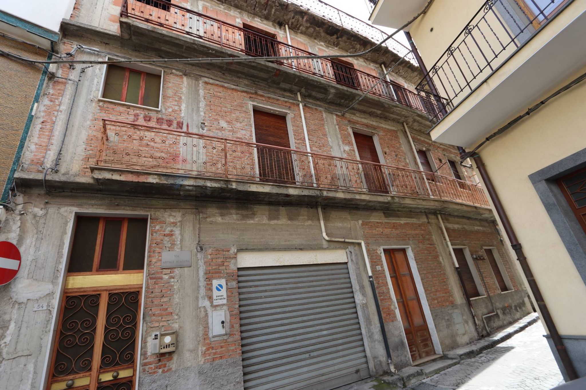 Edificio all'aperto
