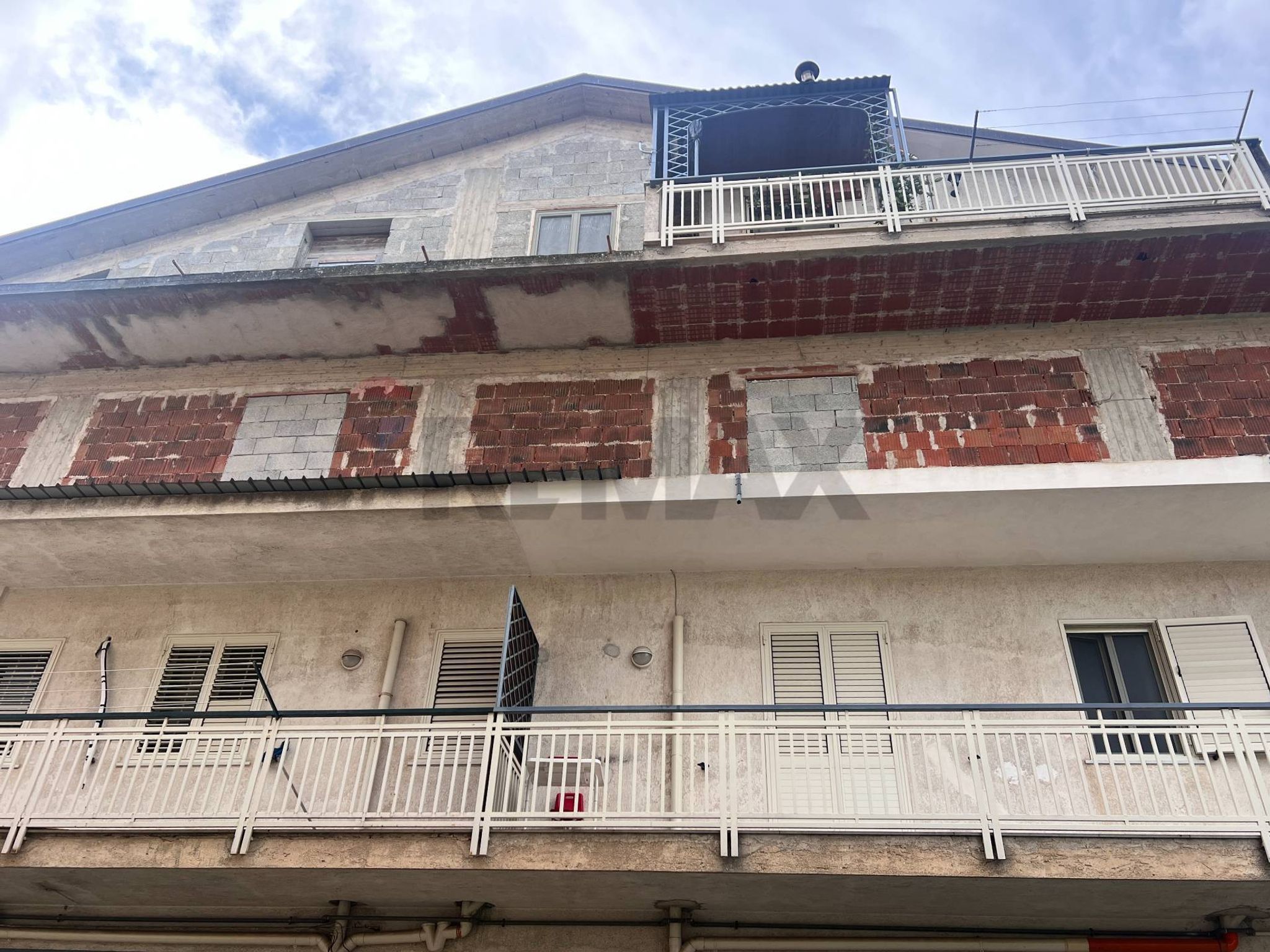 Edificio all'aperto