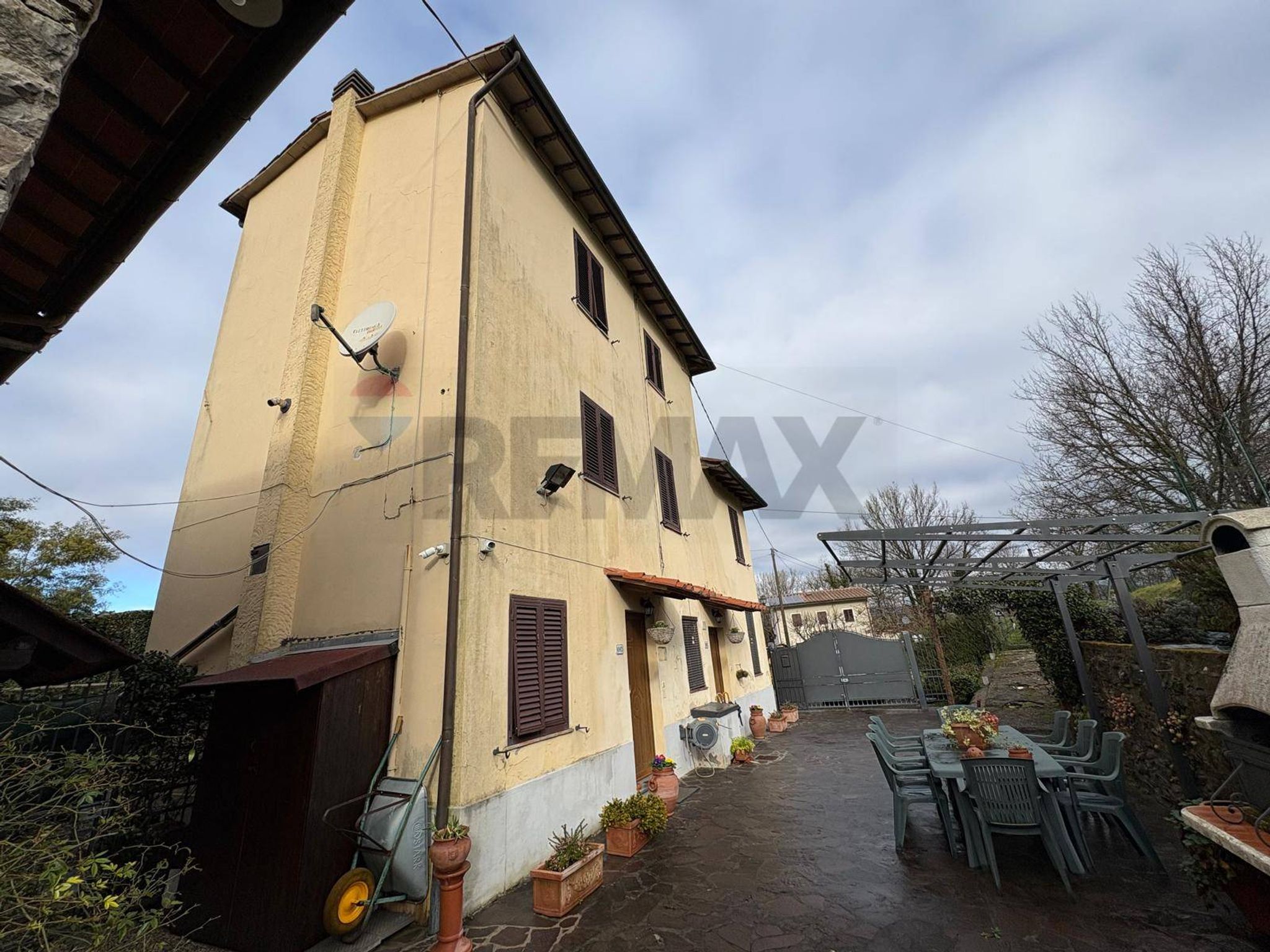 Edificio all'aperto