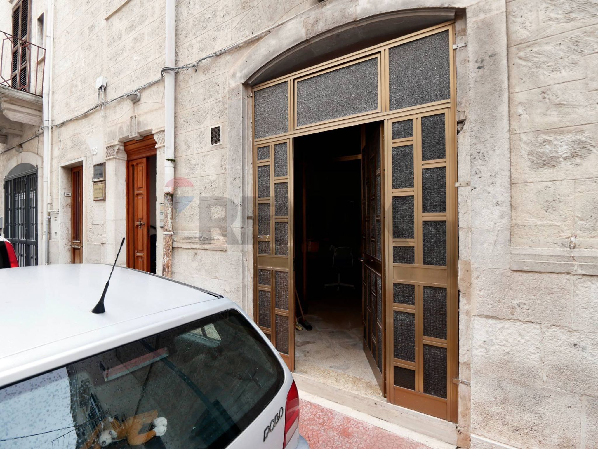 Edificio all'aperto