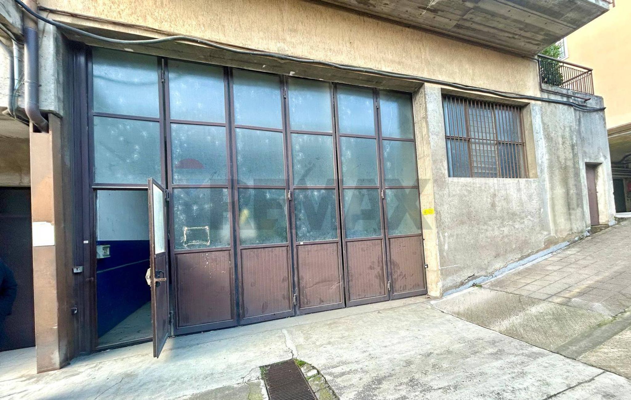 Edificio all'aperto