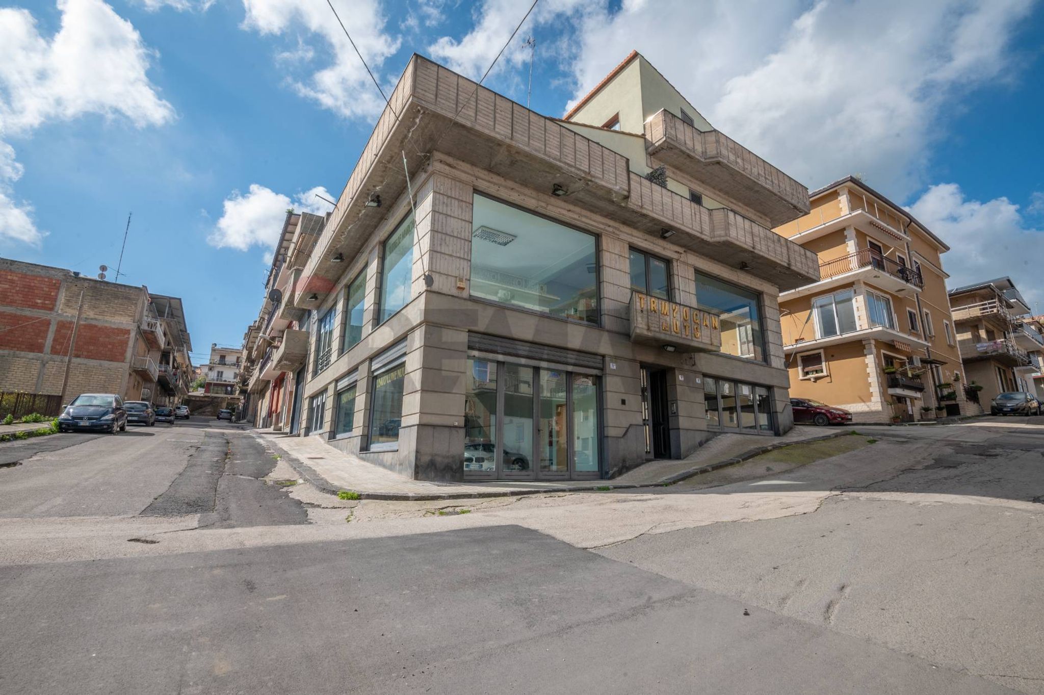 Edificio all'aperto