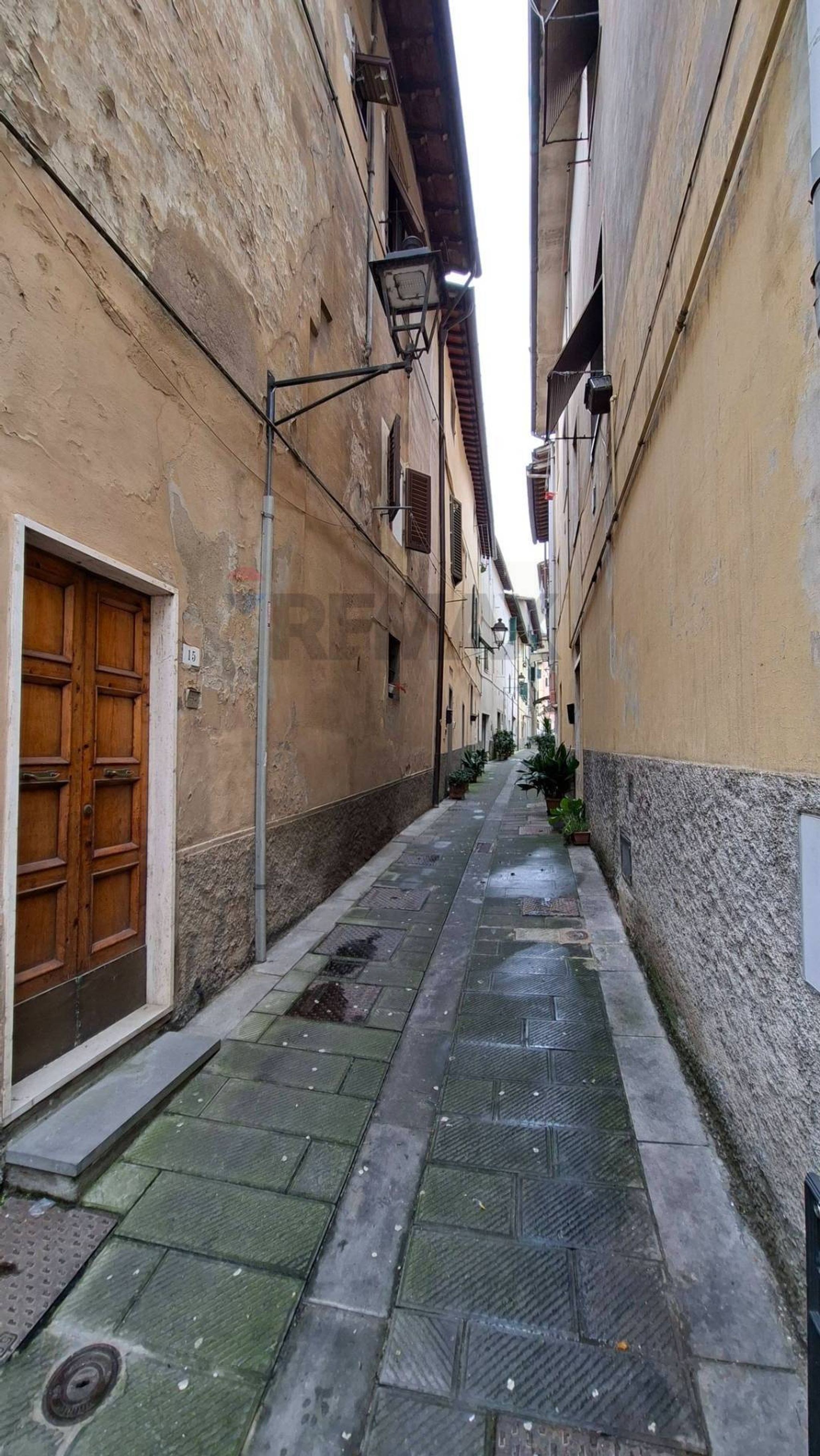 Edificio all'aperto