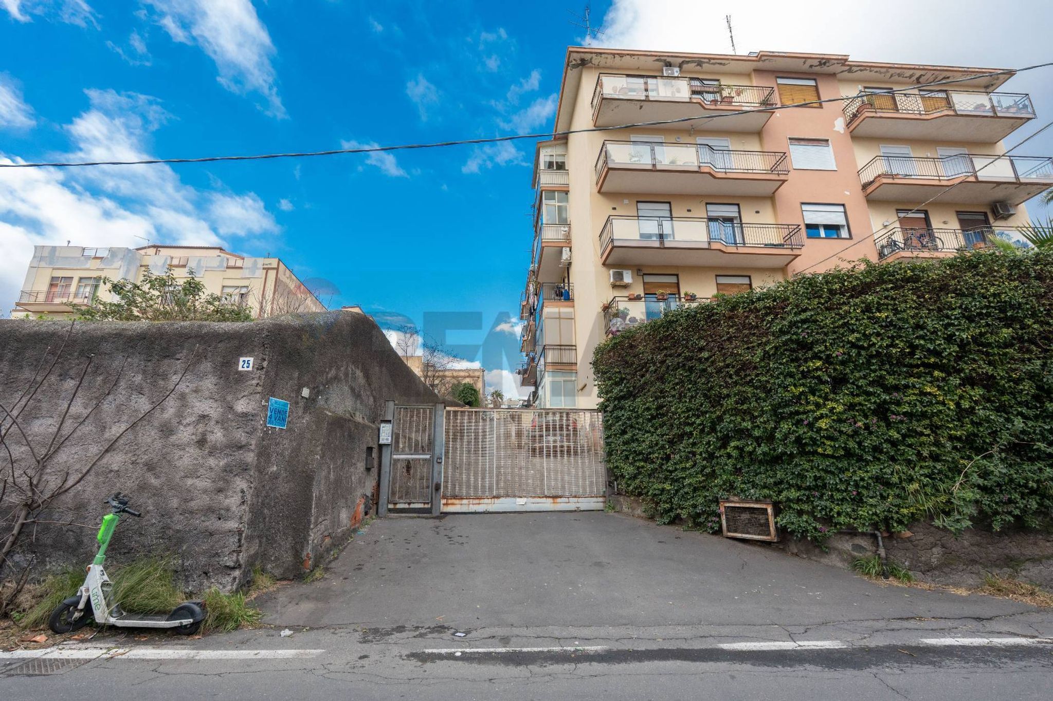 Edificio all'aperto
