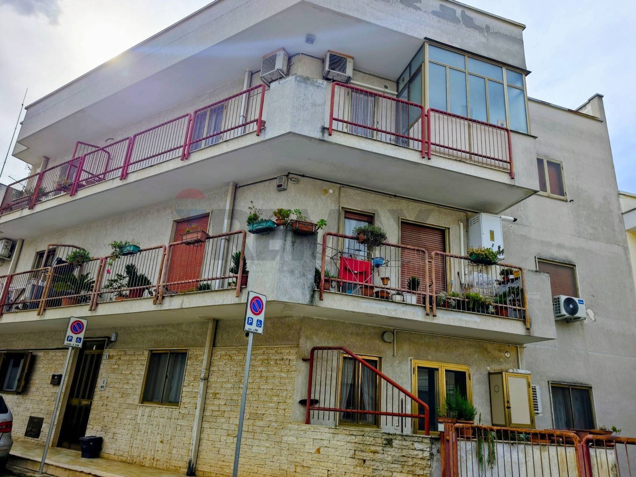 Edificio all'aperto