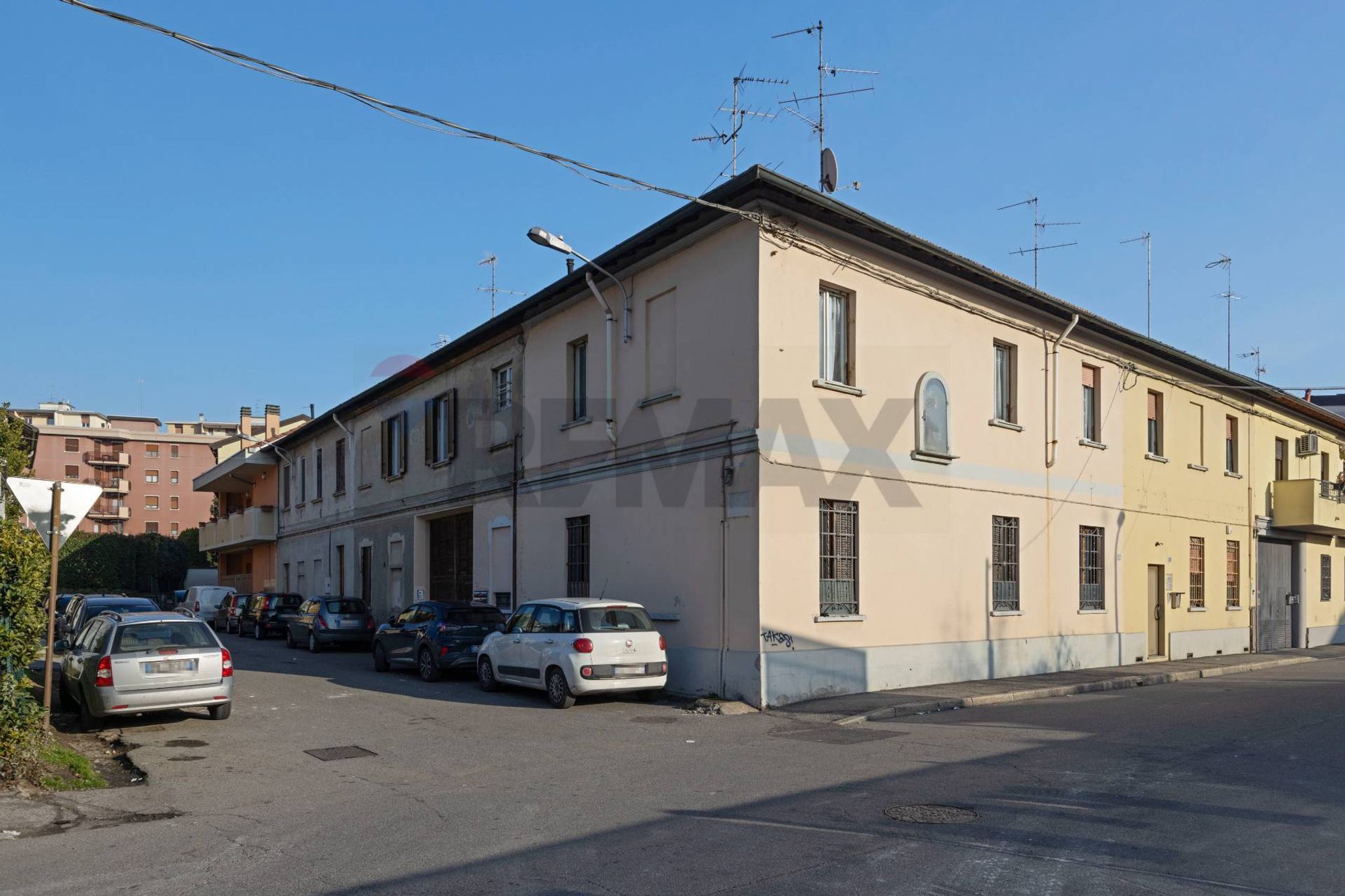 Edificio all'aperto