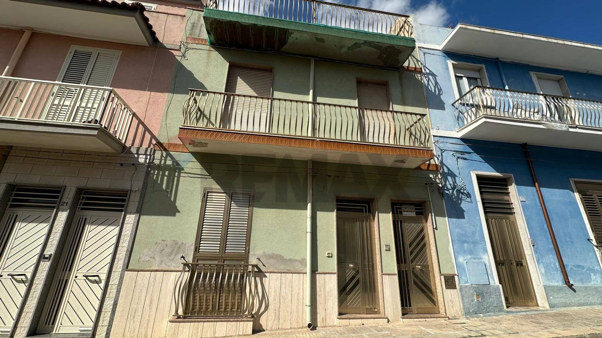 Edificio all'aperto