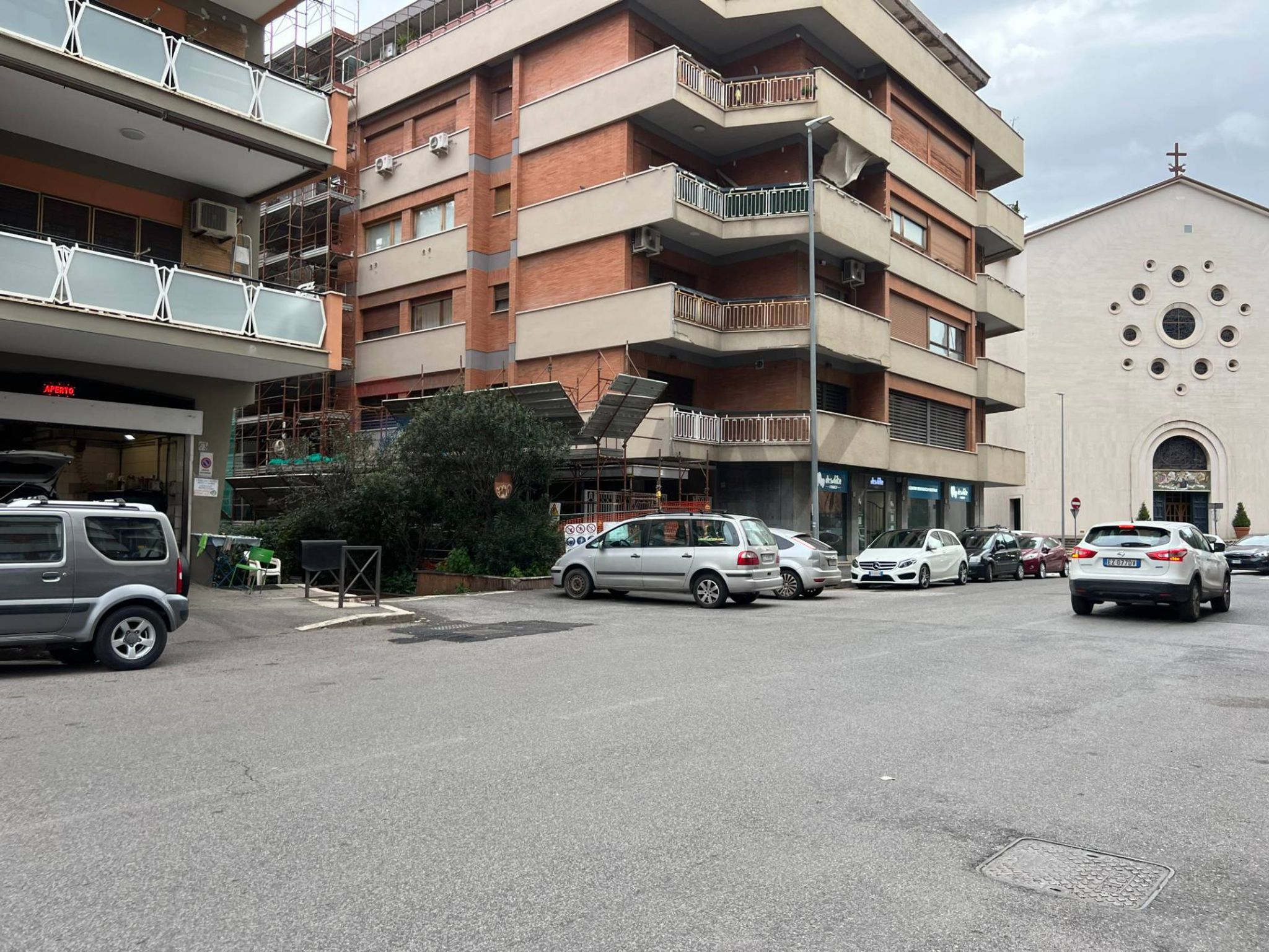 Edificio all'aperto