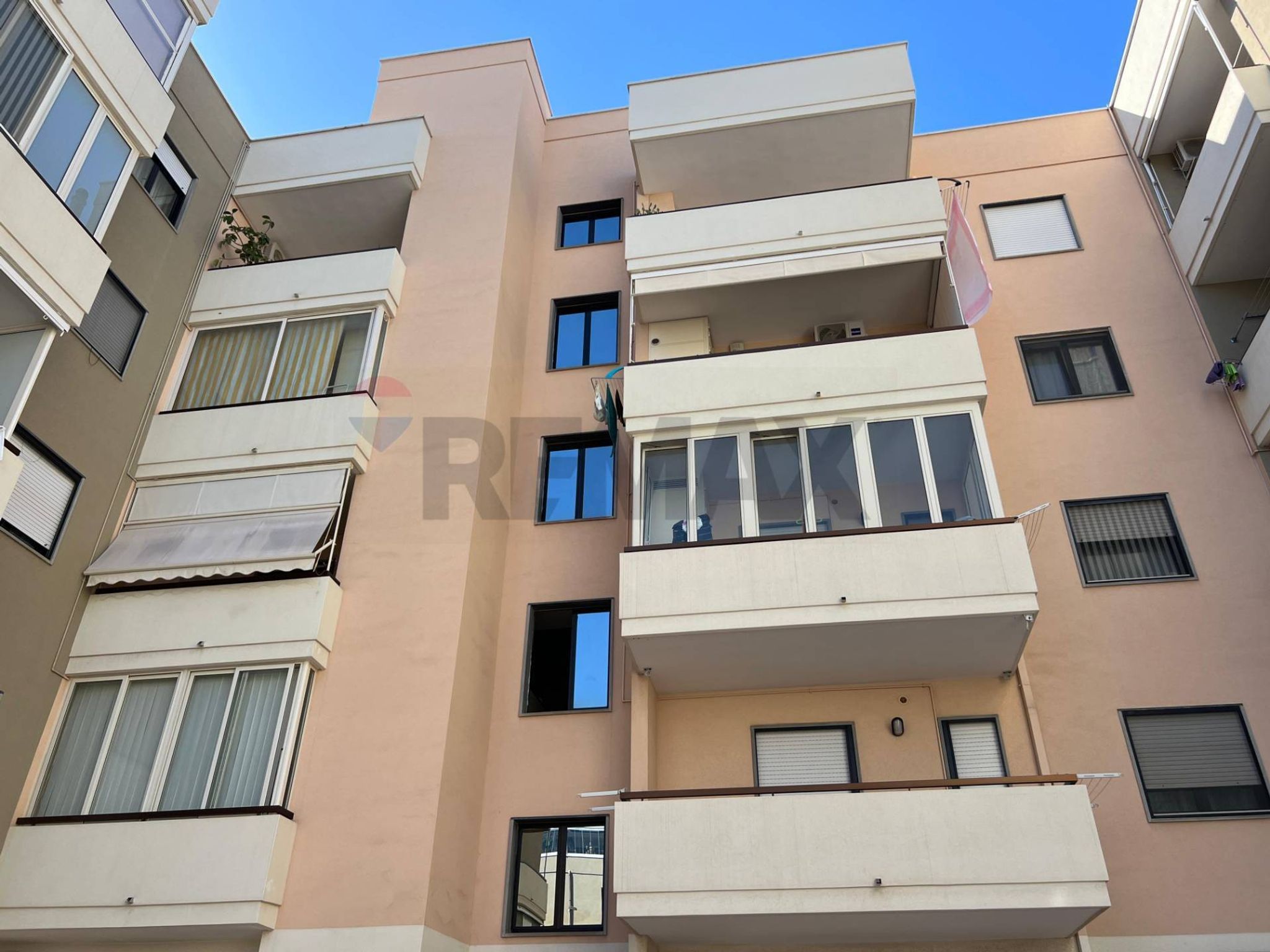 Edificio all'aperto