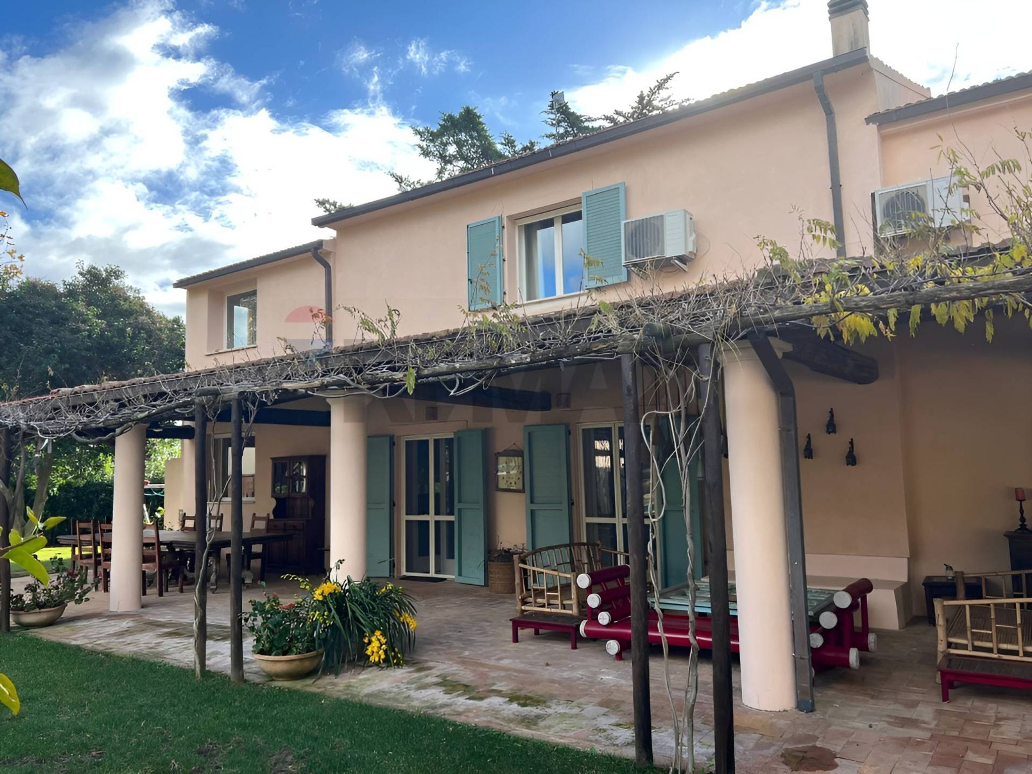 Casa all'aperto